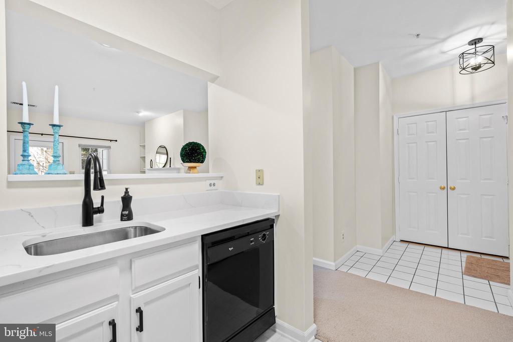 1704 LAKE SHORE CREST DRIVE 21