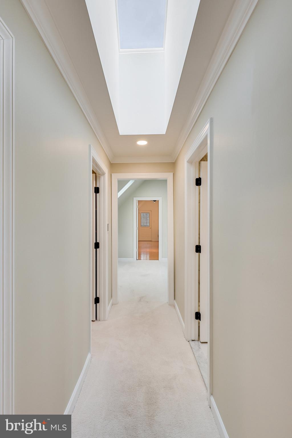 9425 LAKESIDE DRIVE