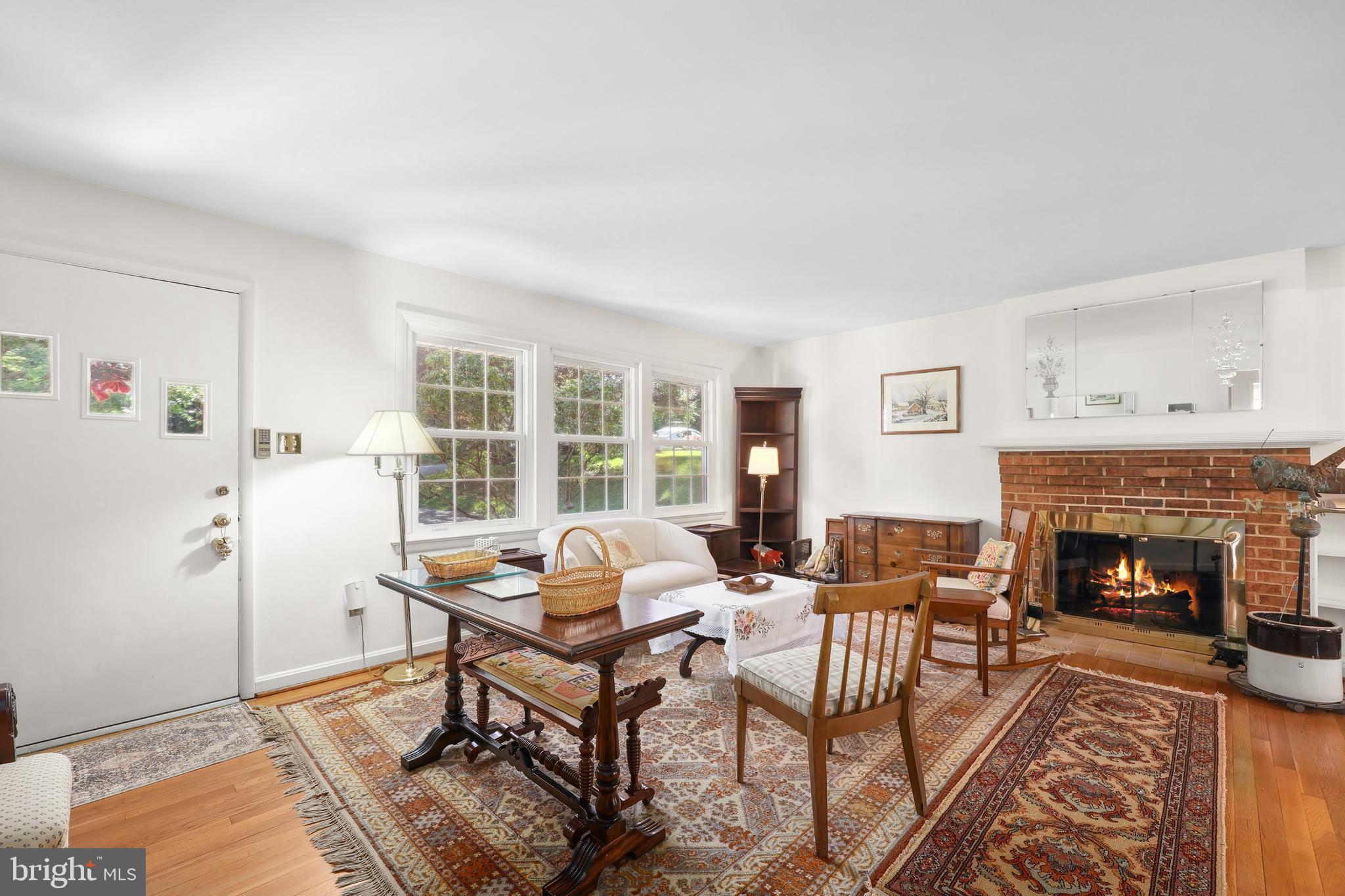 1113 CAMERON ROAD