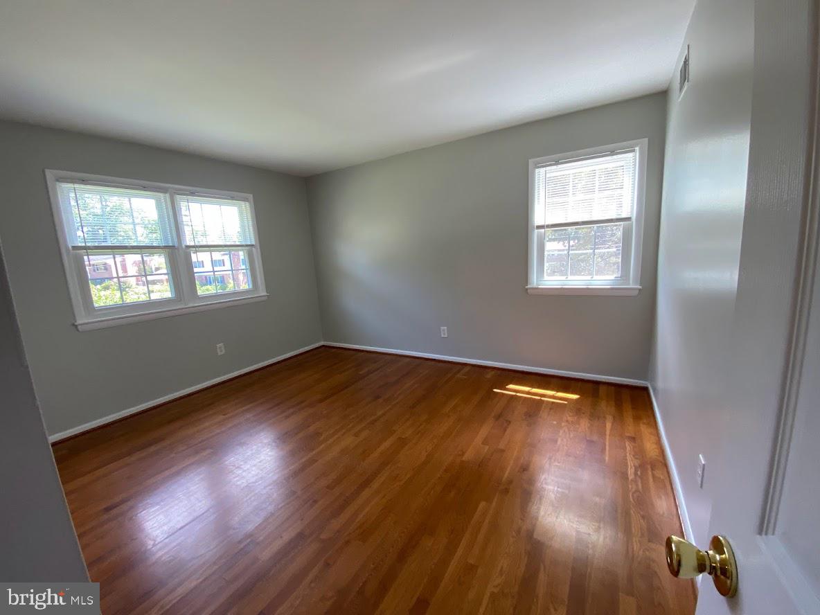 8318 ORANGE COURT