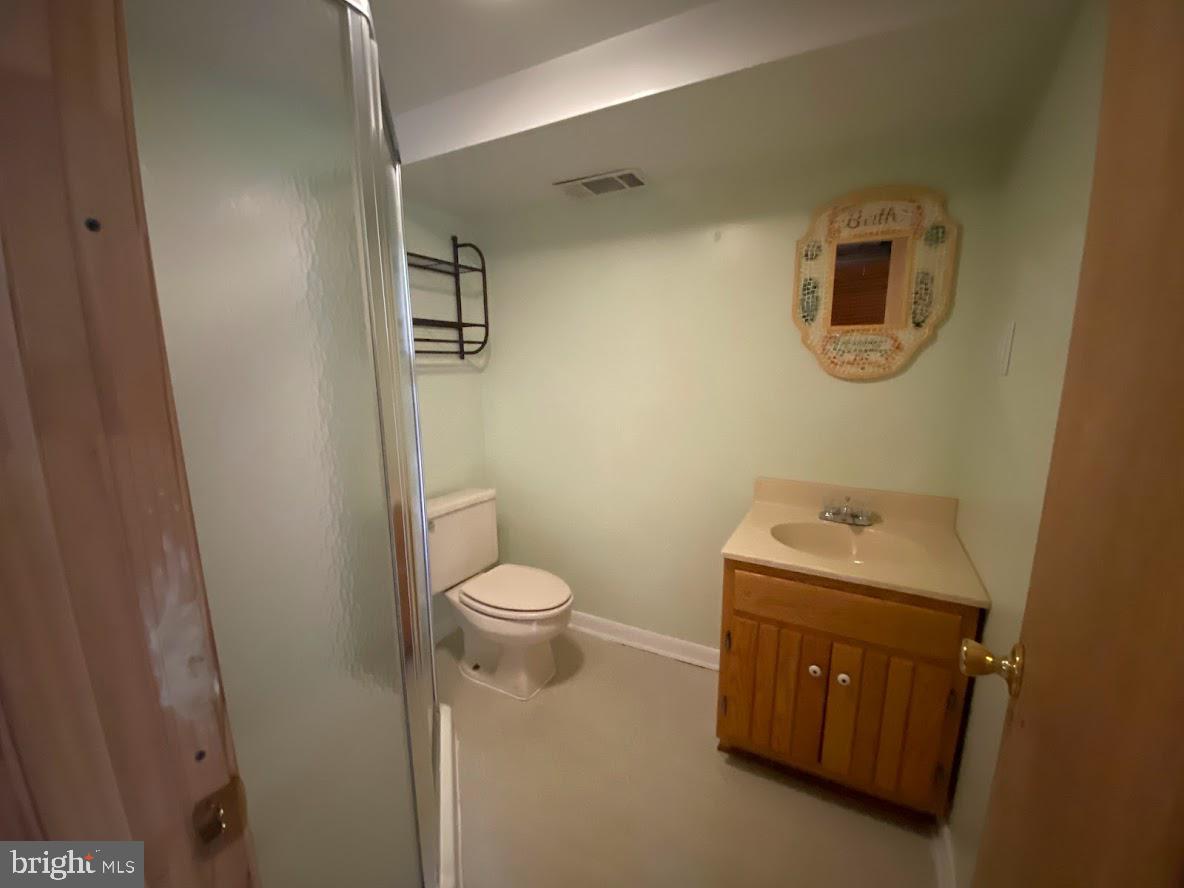 8318 ORANGE COURT