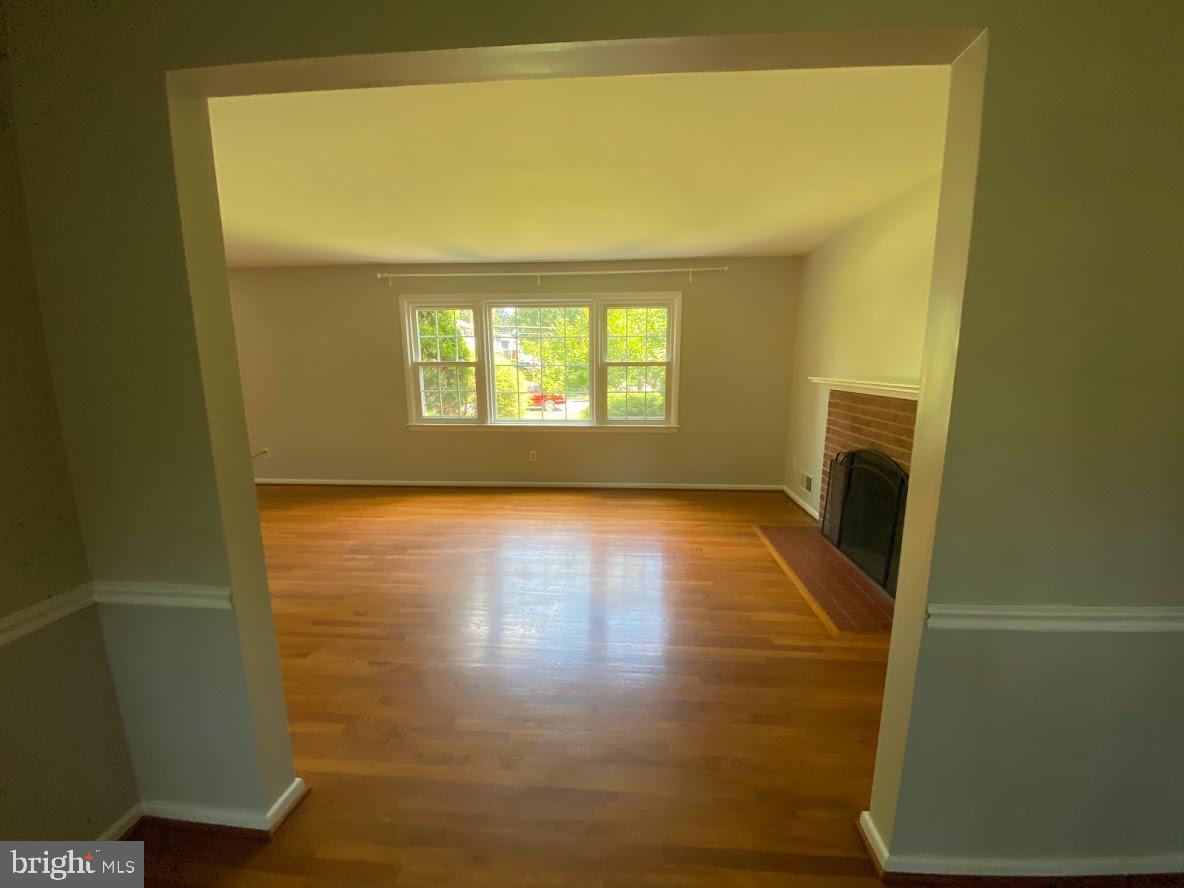 8318 ORANGE COURT