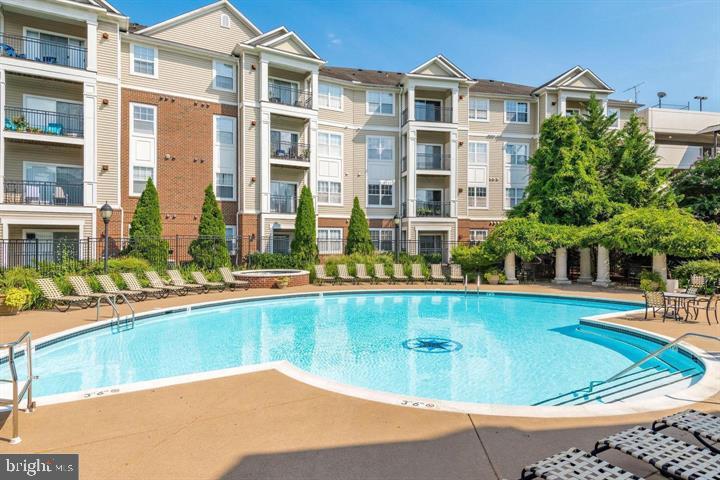 12949 CENTRE PARK CIRCLE 305