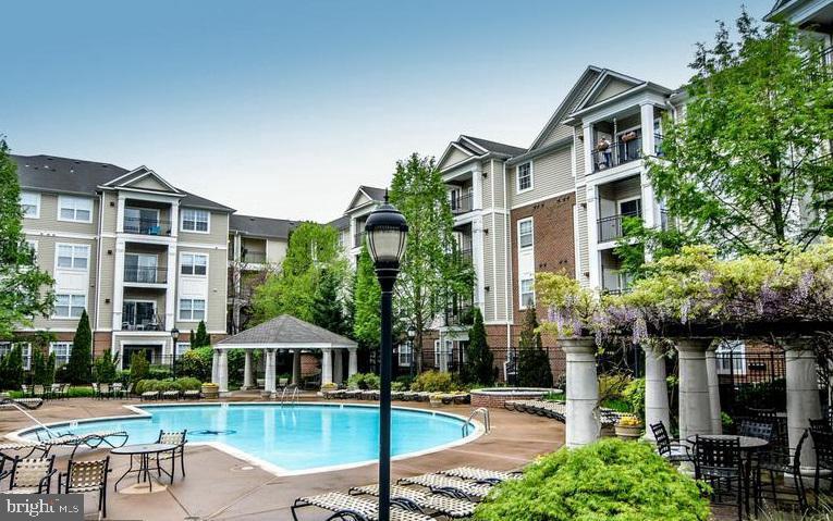 12949 CENTRE PARK CIRCLE 305