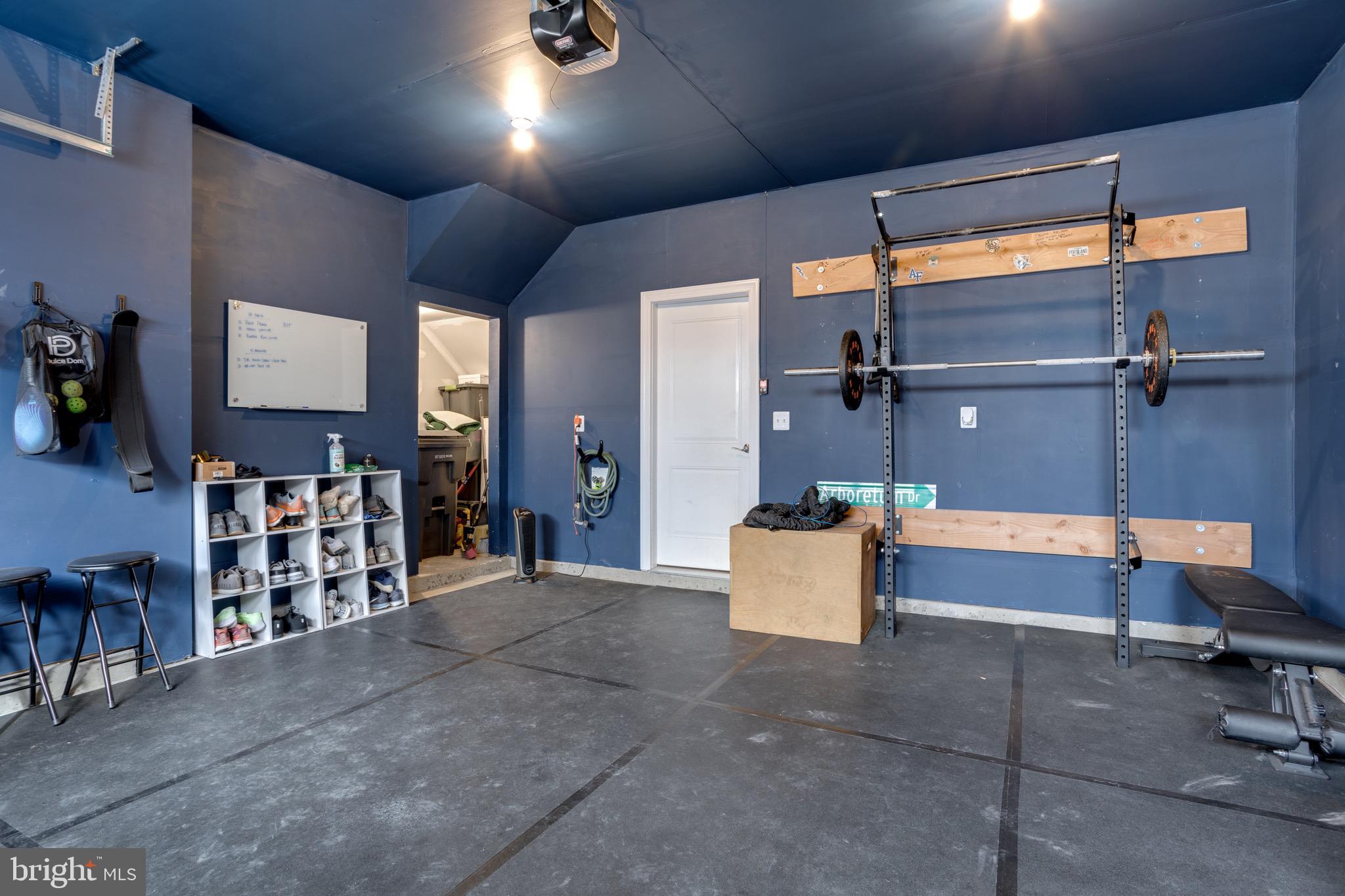 2822 HOKIE LANE