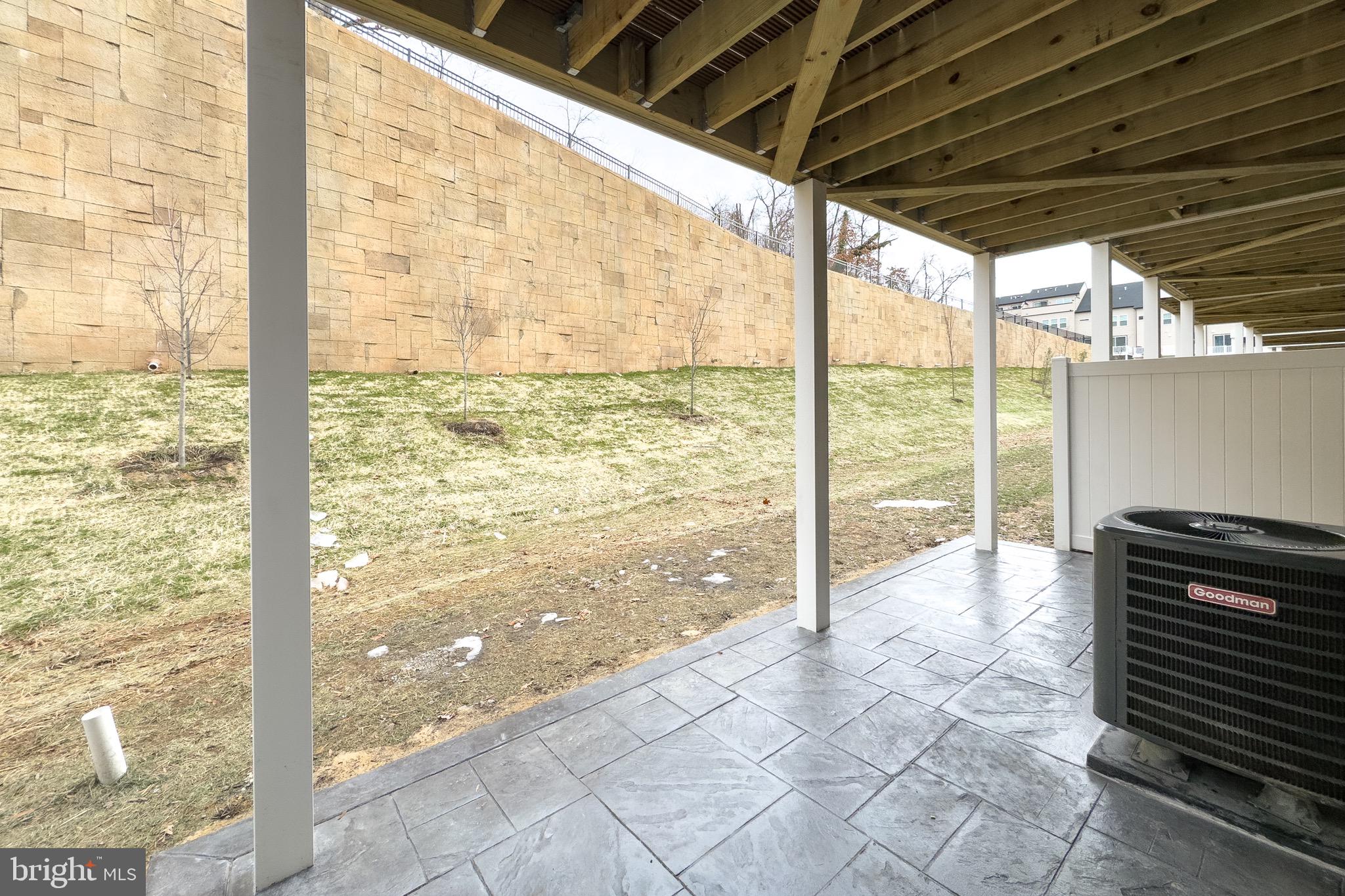 2822 HOKIE LANE