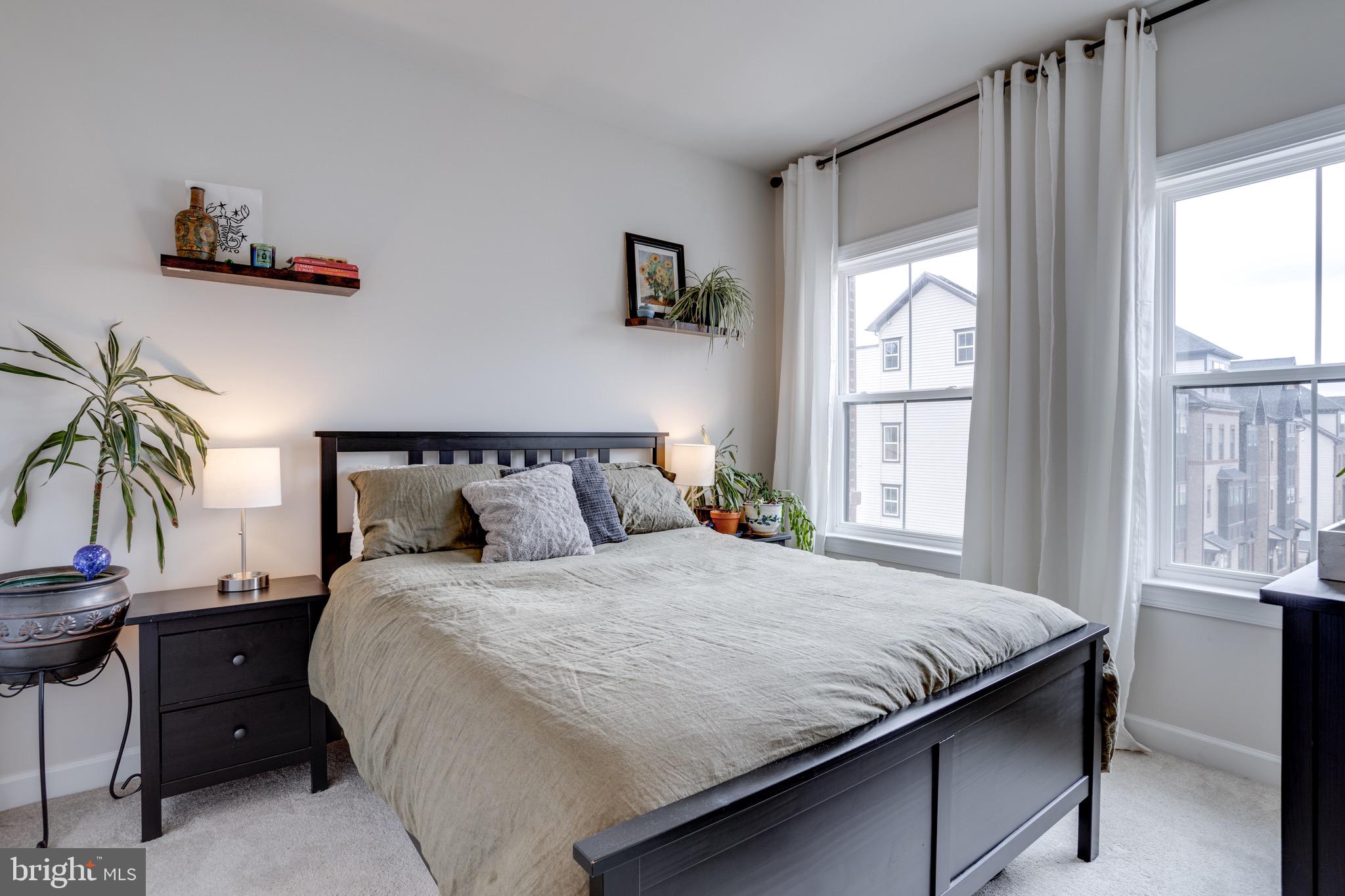 2822 HOKIE LANE