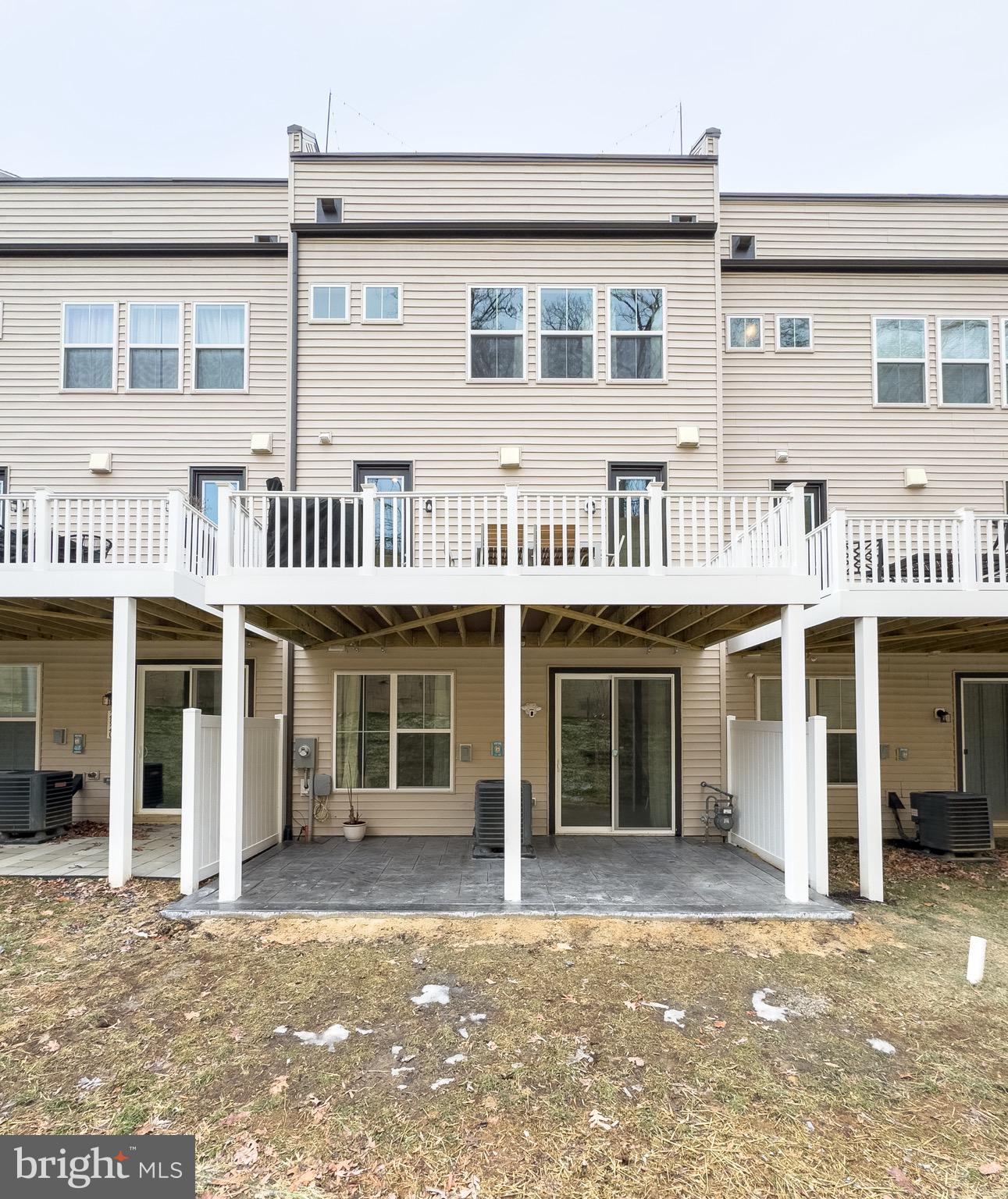 2822 HOKIE LANE