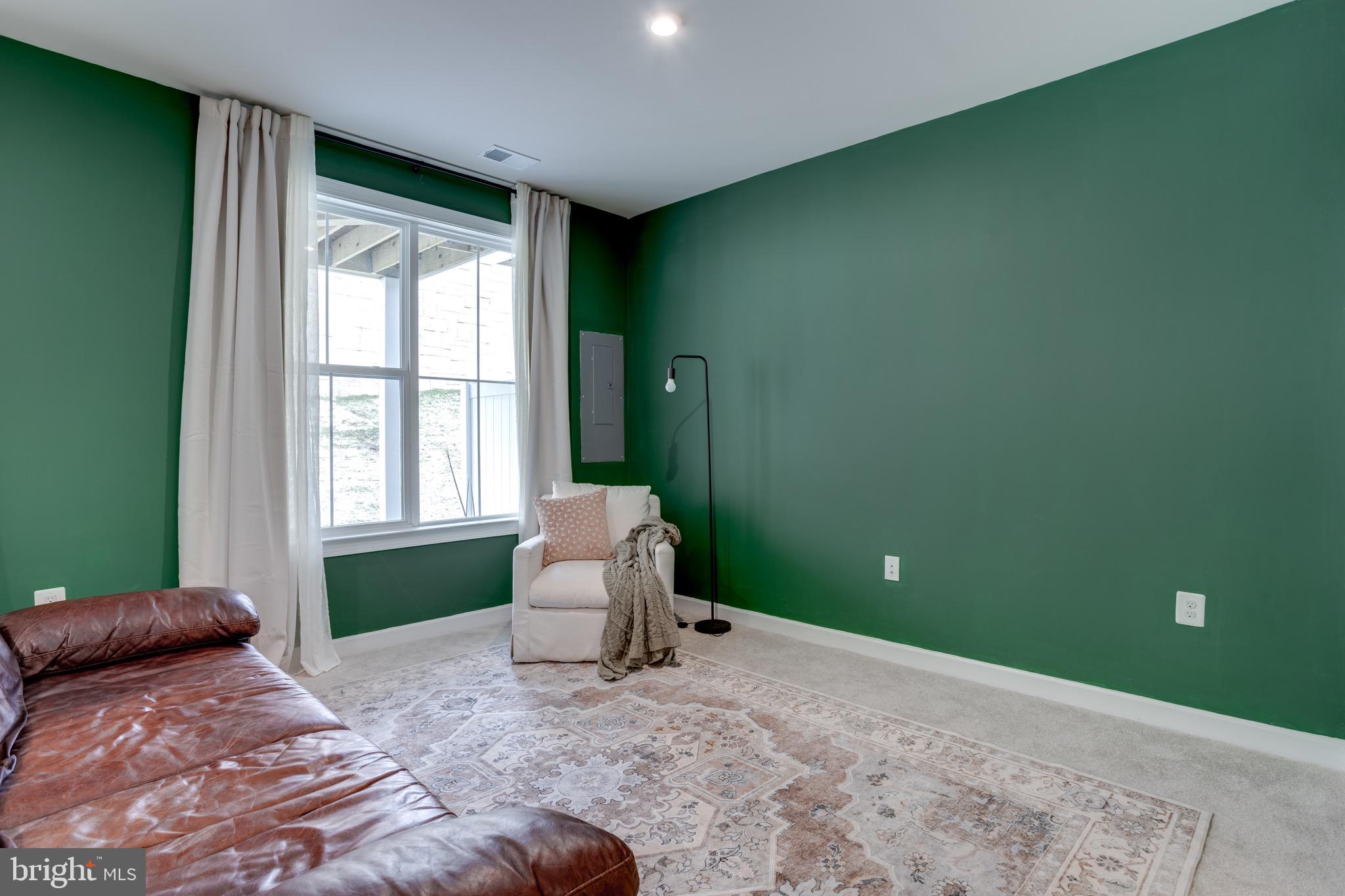 2822 HOKIE LANE