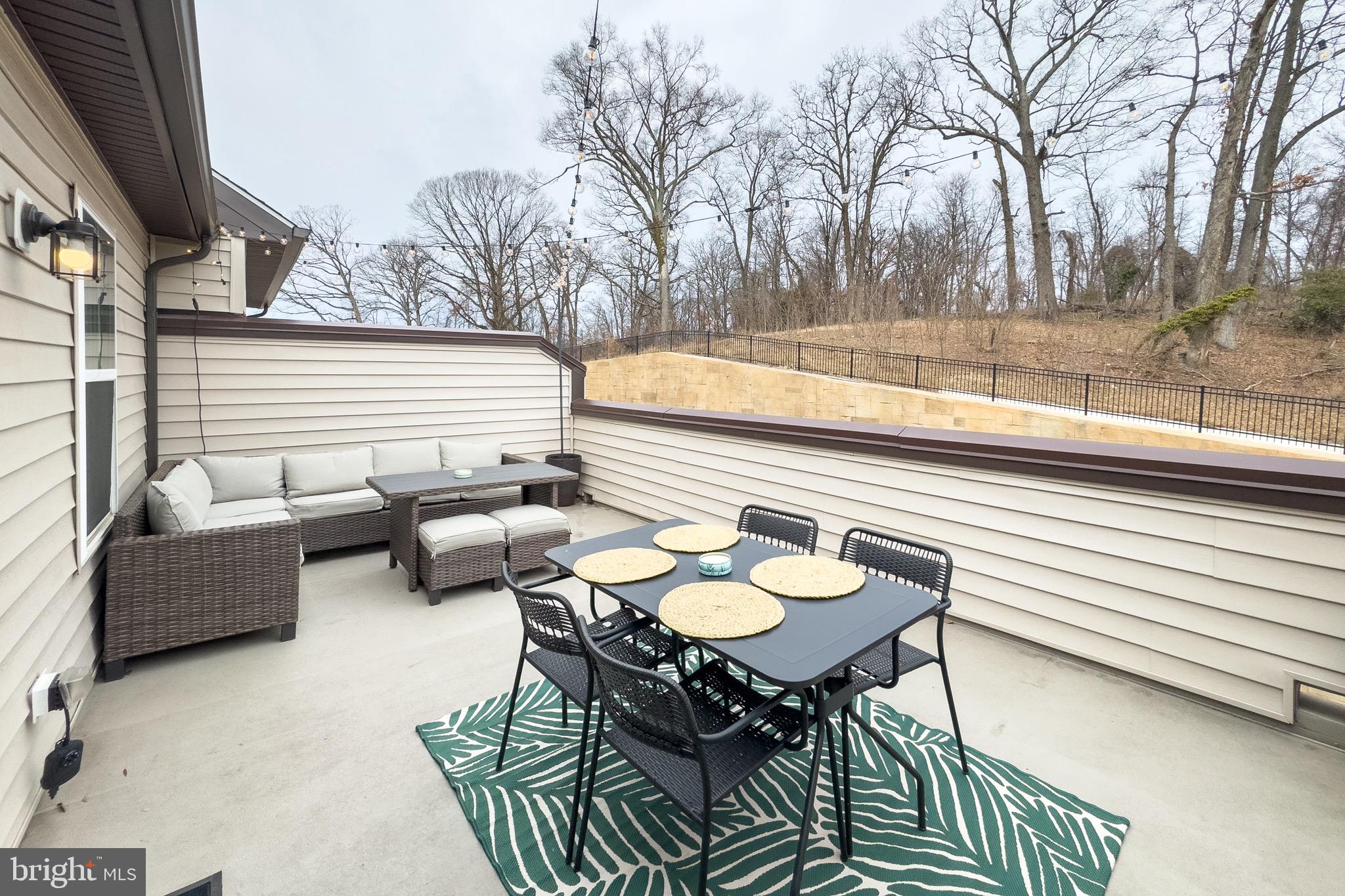 2822 HOKIE LANE
