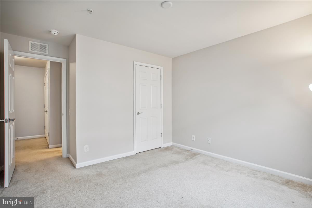 3030 RITTENHOUSE CIRCLE 39