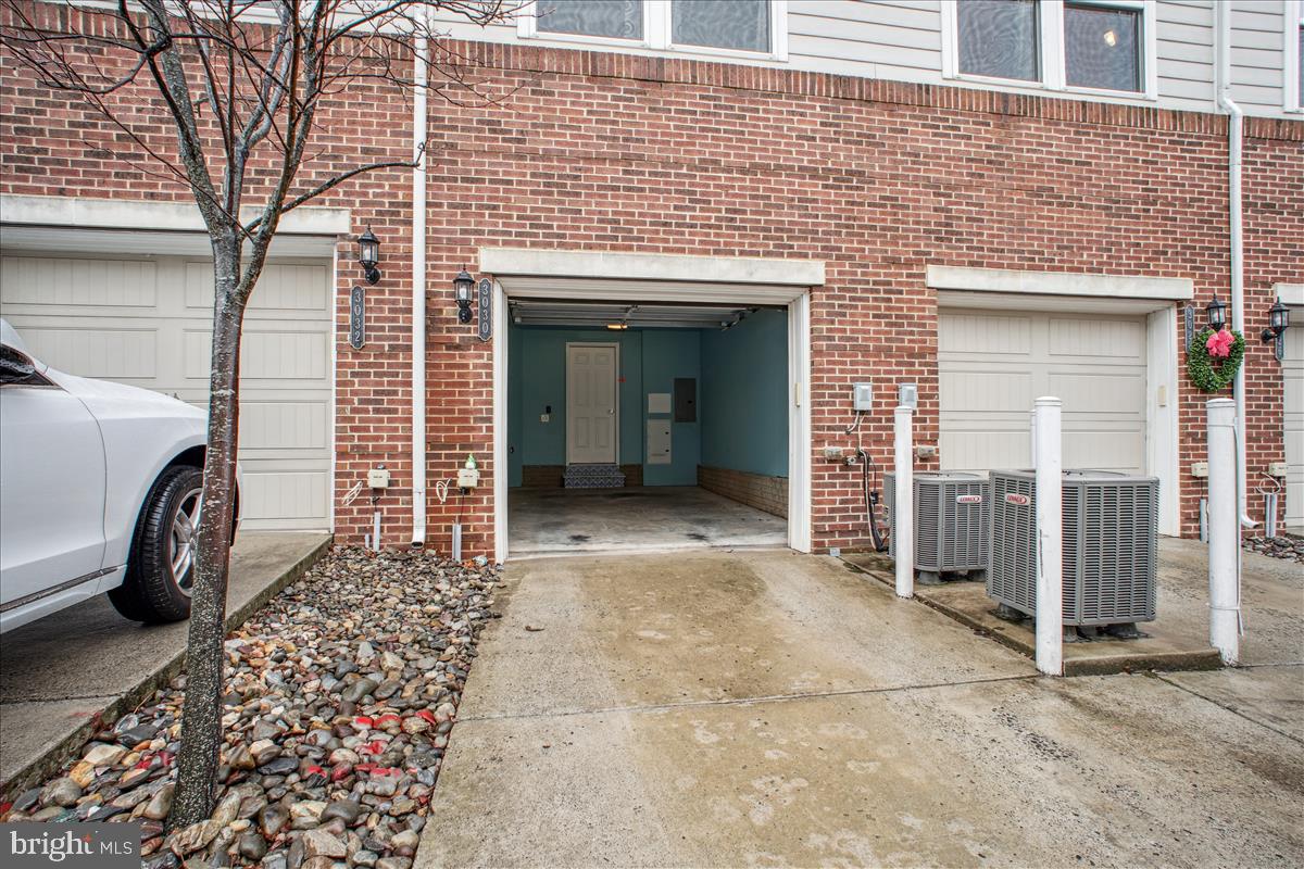 3030 RITTENHOUSE CIRCLE 39