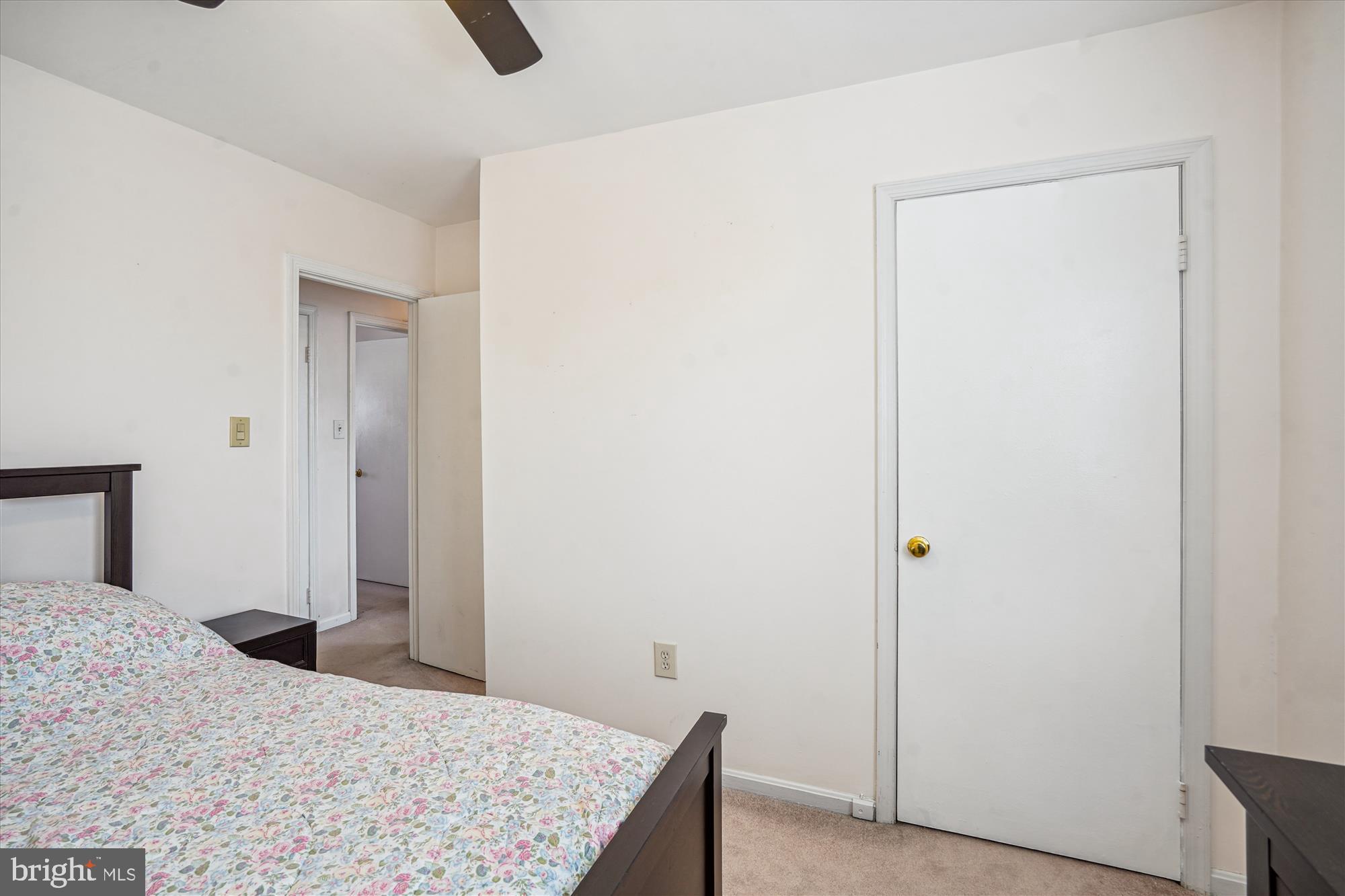 8131 LARKIN LANE