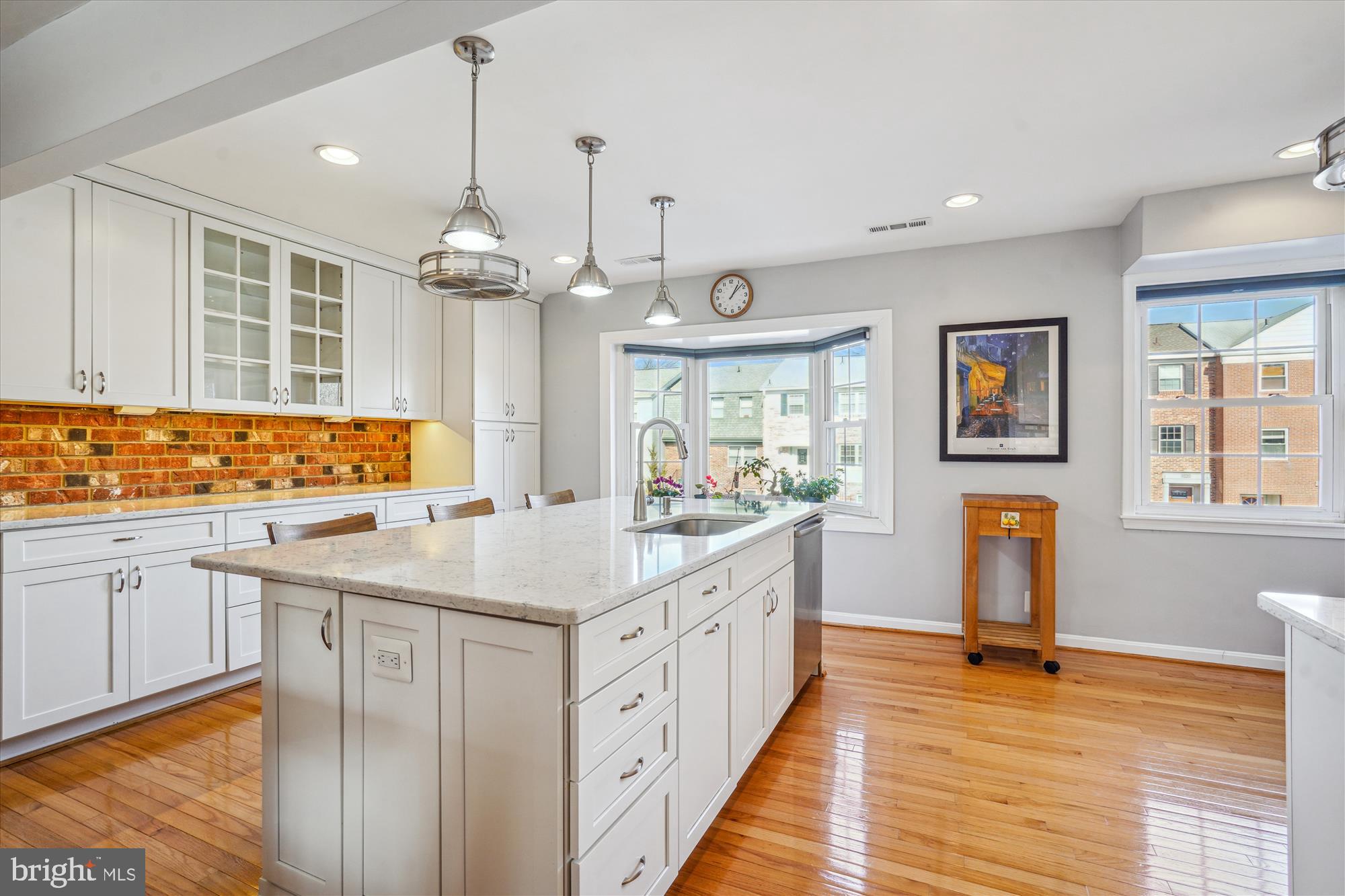 8131 LARKIN LANE