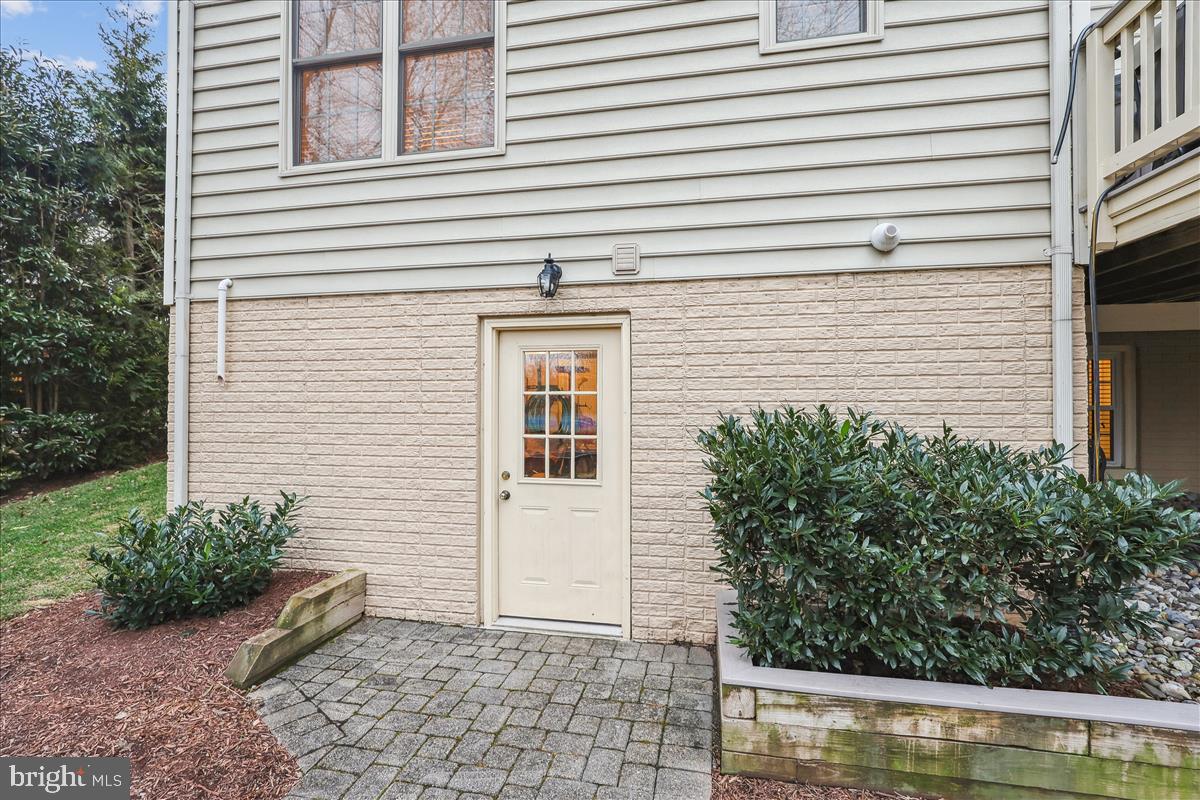 3022 ASHBURTON MANOR DRIVE