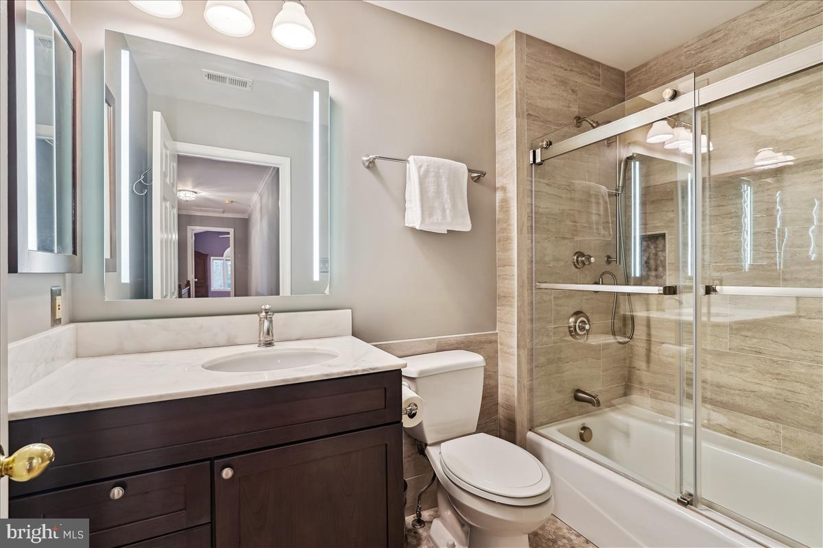 3022 ASHBURTON MANOR DRIVE