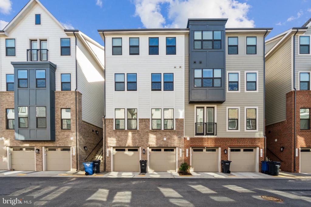 2383 STELLA PLACE