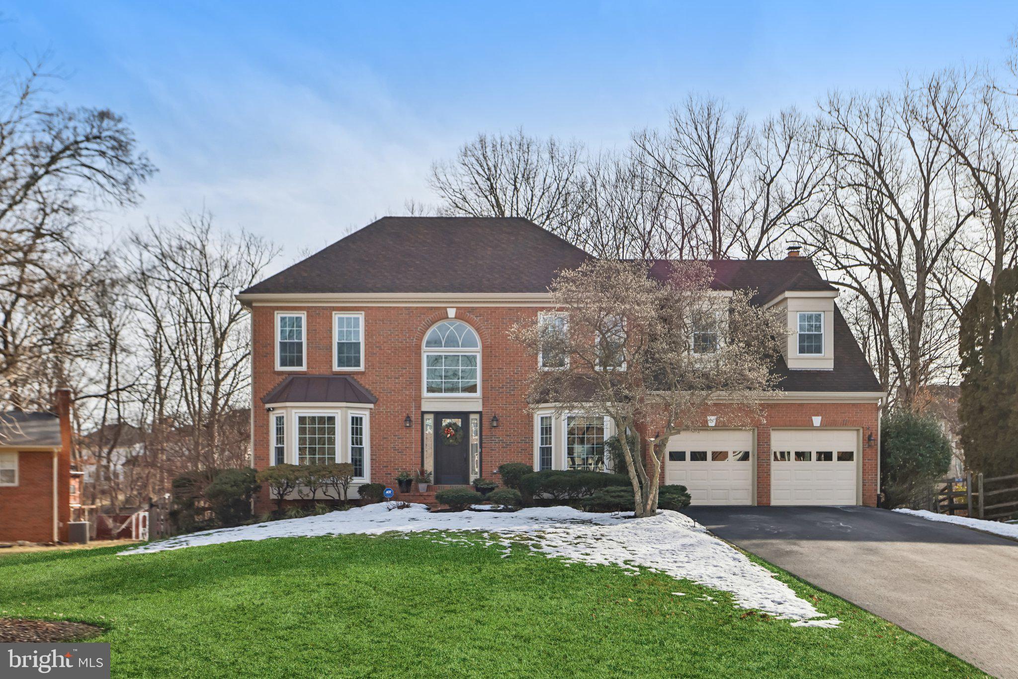 711 HUNTSMAN PLACE