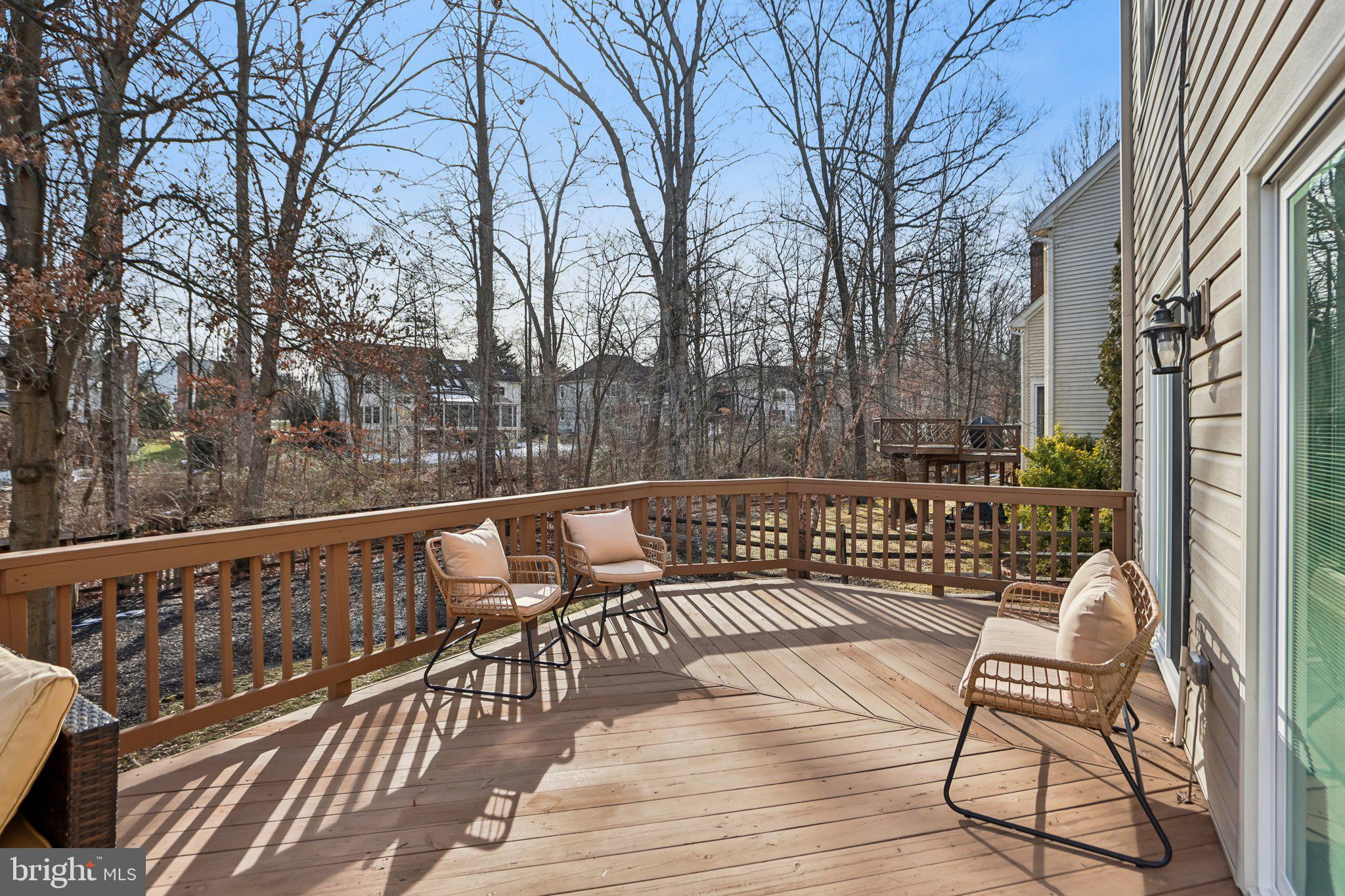 711 HUNTSMAN PLACE