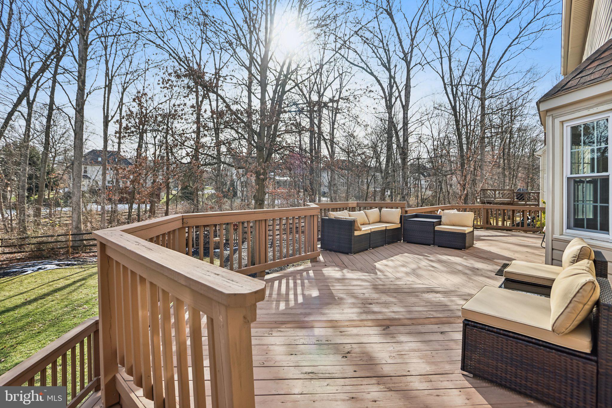711 HUNTSMAN PLACE