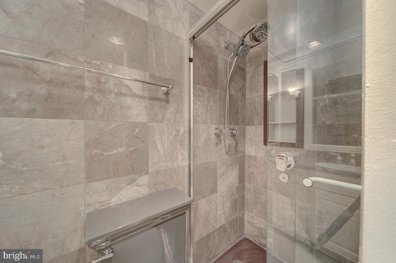 8370 GREENSBORO DRIVE 122