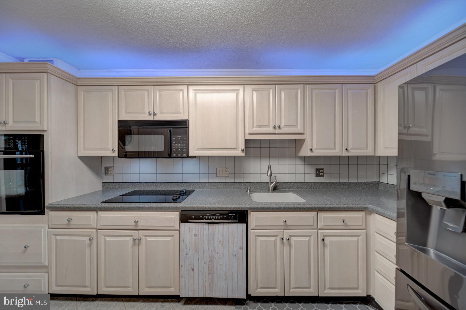 8370 GREENSBORO DRIVE 122