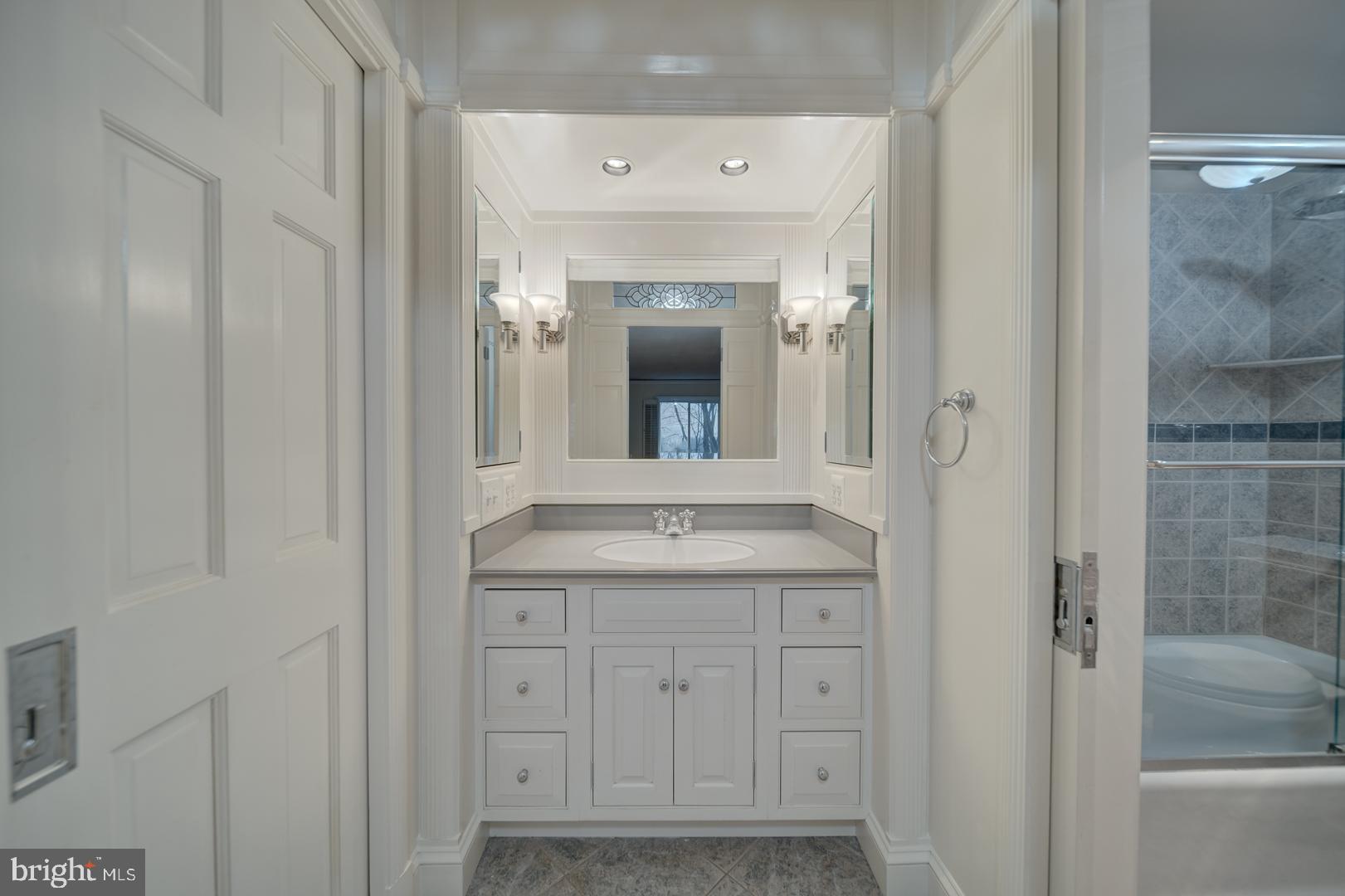 8370 GREENSBORO DRIVE 122