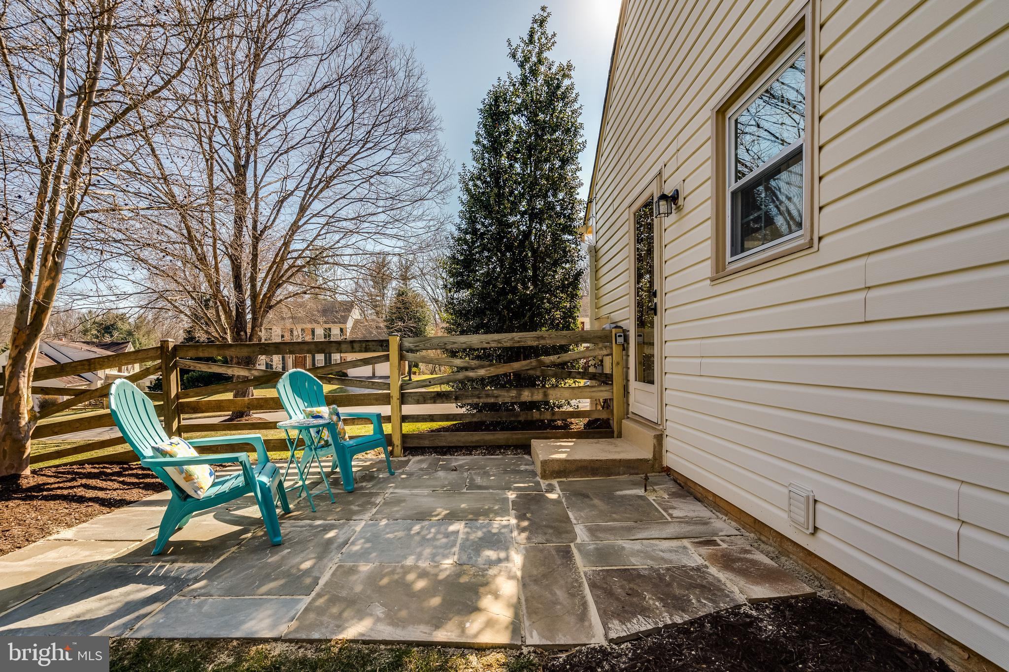 1819 ABBEY OAK DRIVE
