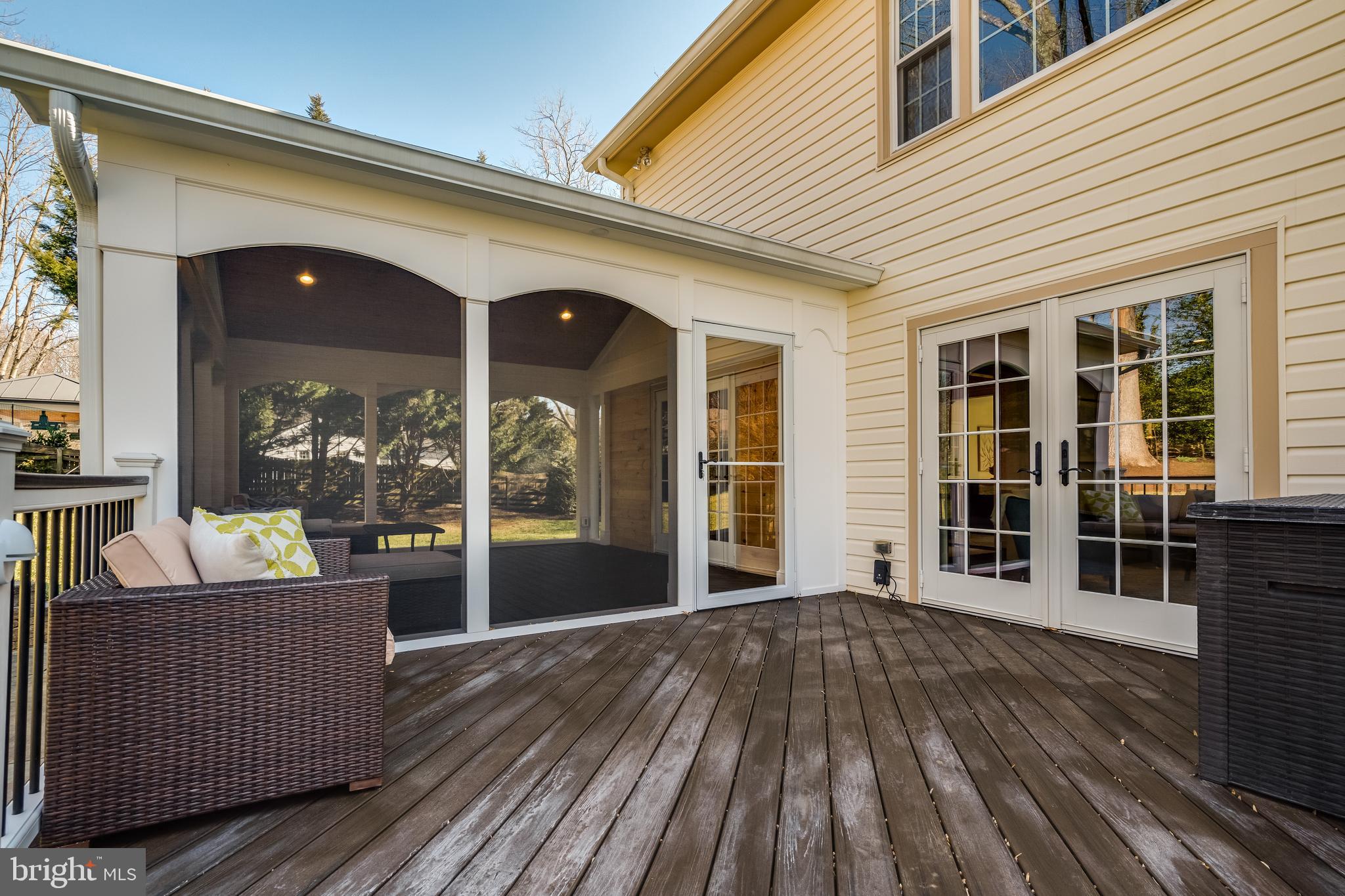 1819 ABBEY OAK DRIVE