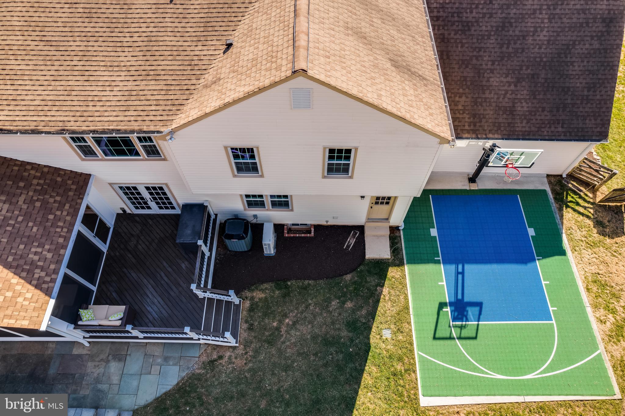 1819 ABBEY OAK DRIVE
