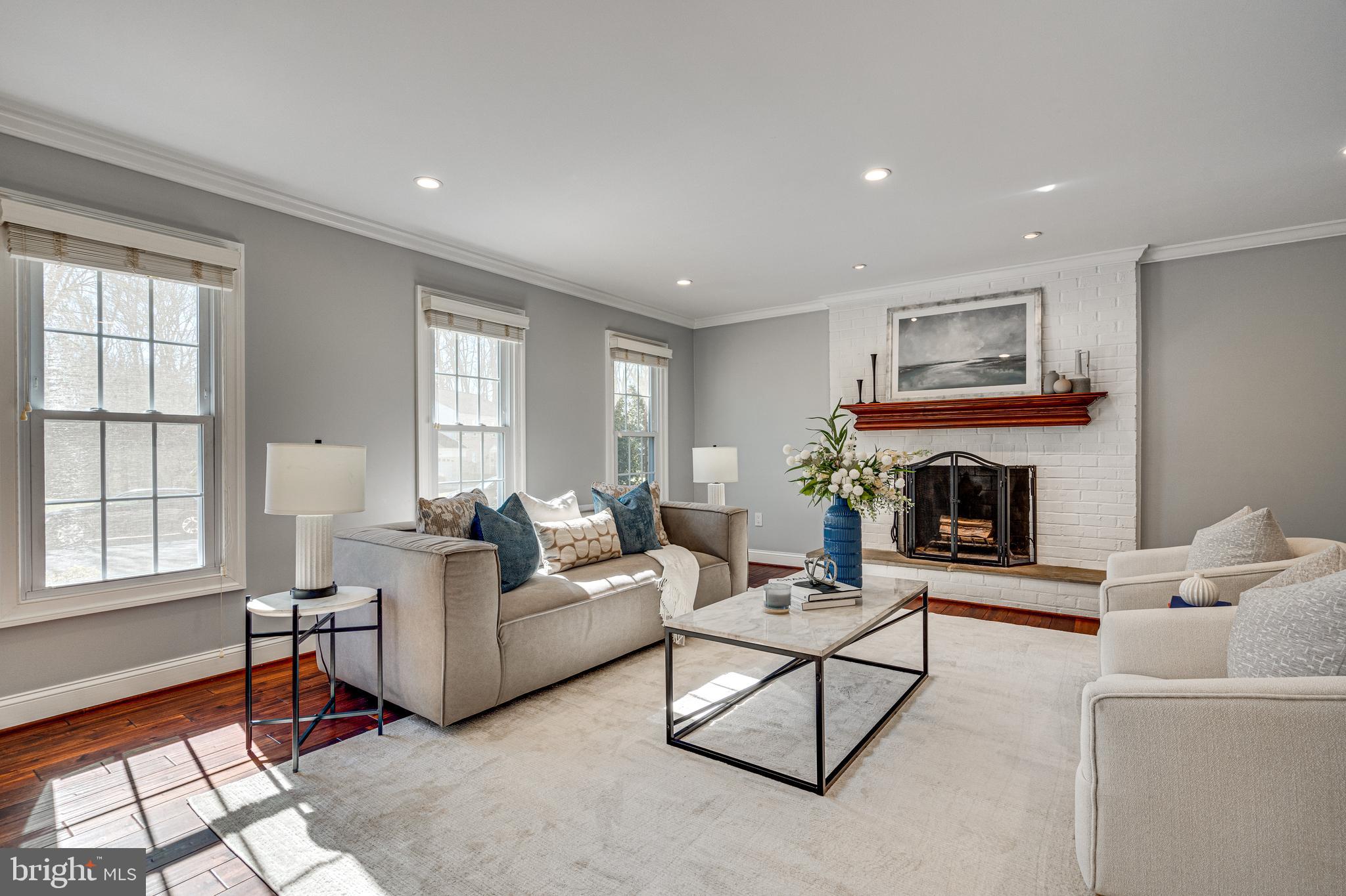 1819 ABBEY OAK DRIVE