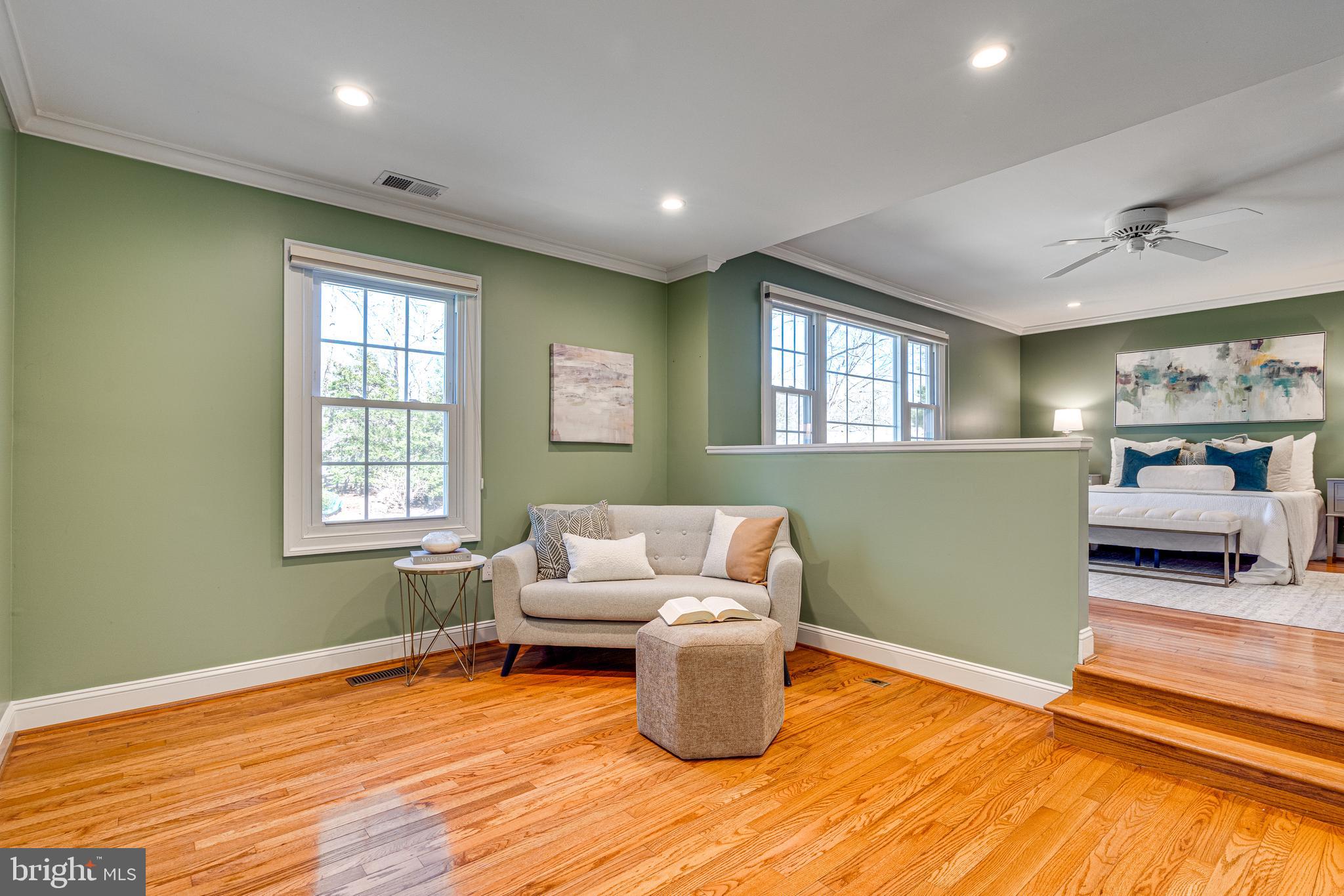 1819 ABBEY OAK DRIVE