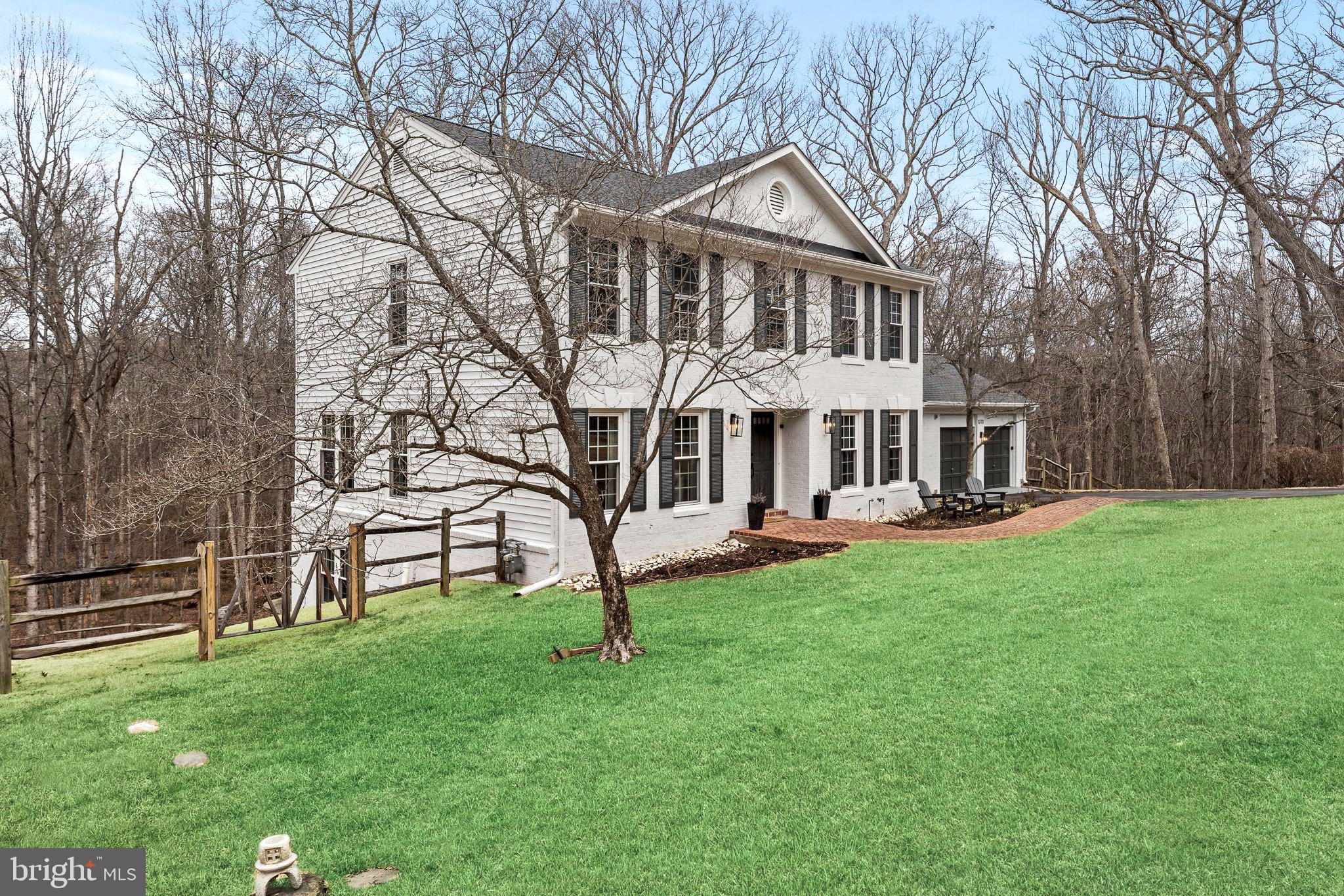 1373 CARPERS FARM WAY