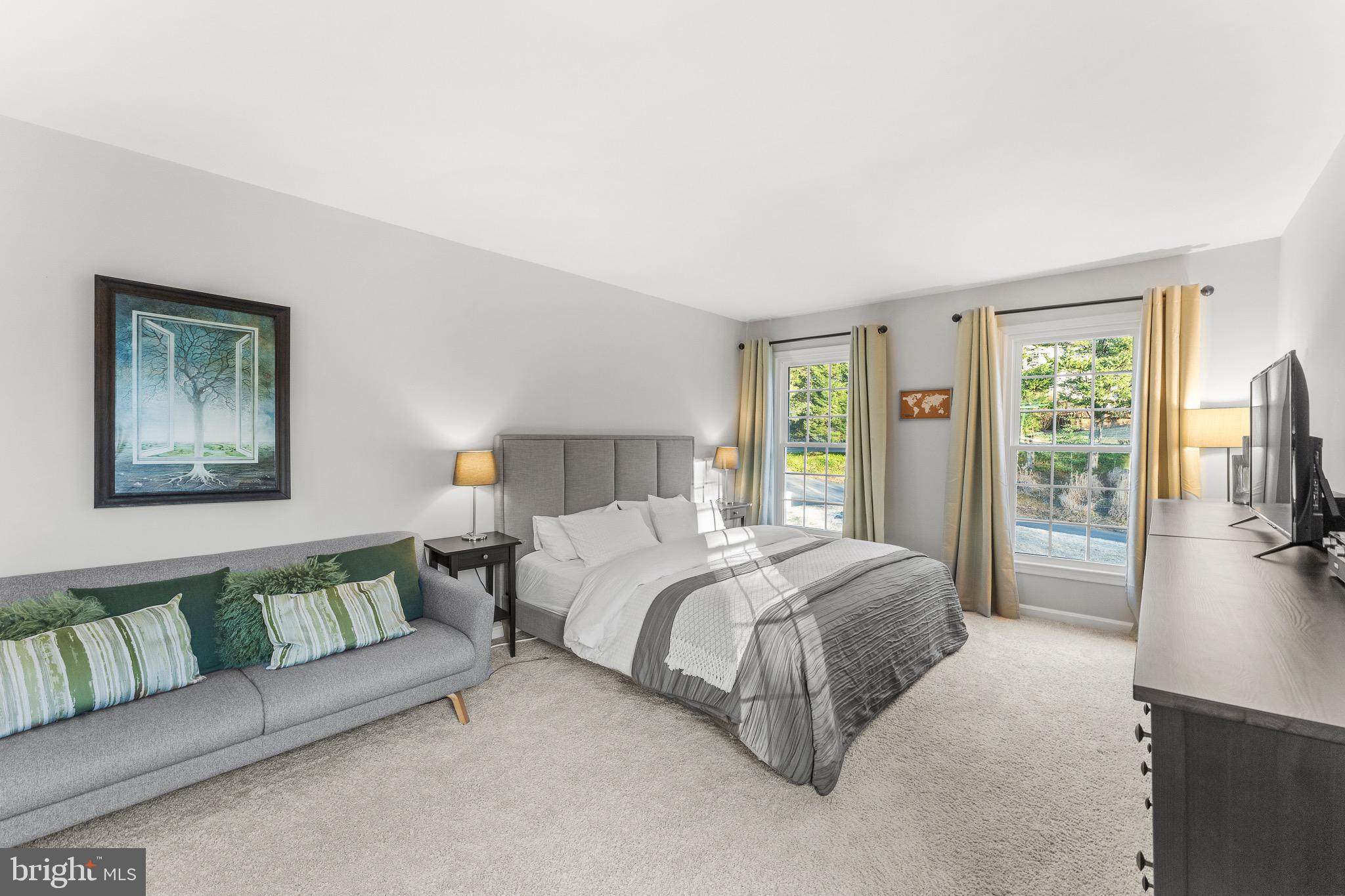 1373 CARPERS FARM WAY