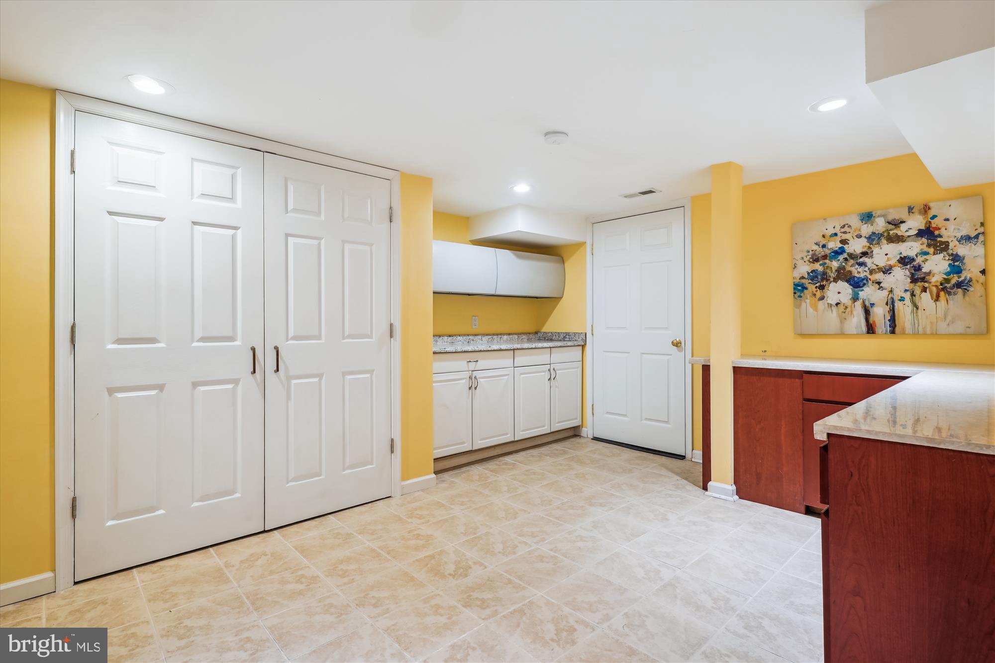 1212 SHENANDOAH ROAD