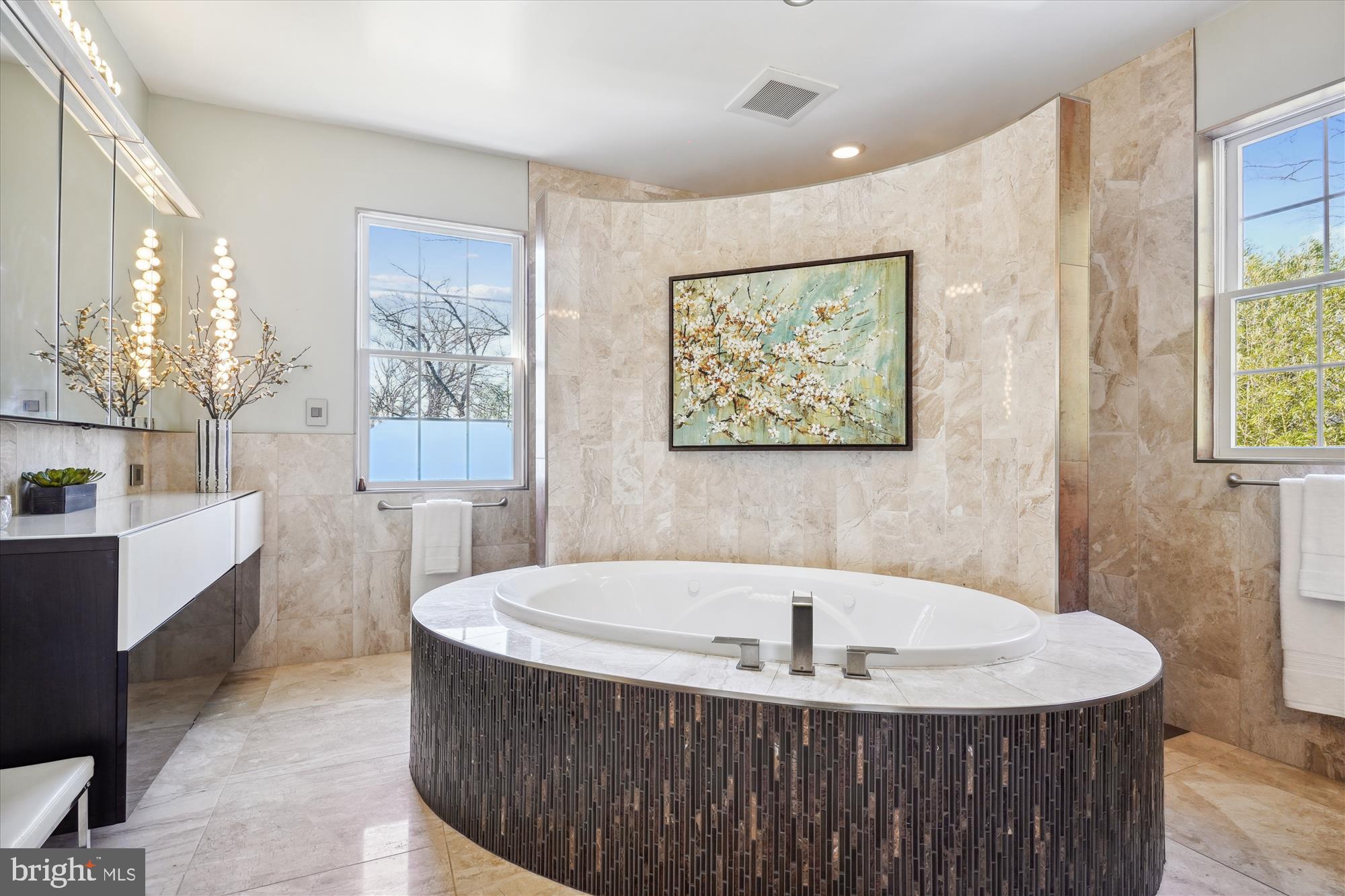 1212 SHENANDOAH ROAD