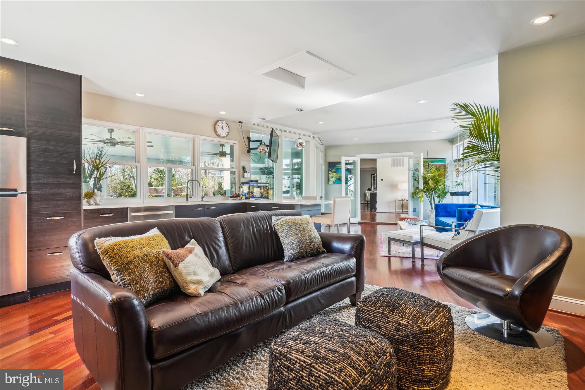 1212 SHENANDOAH ROAD