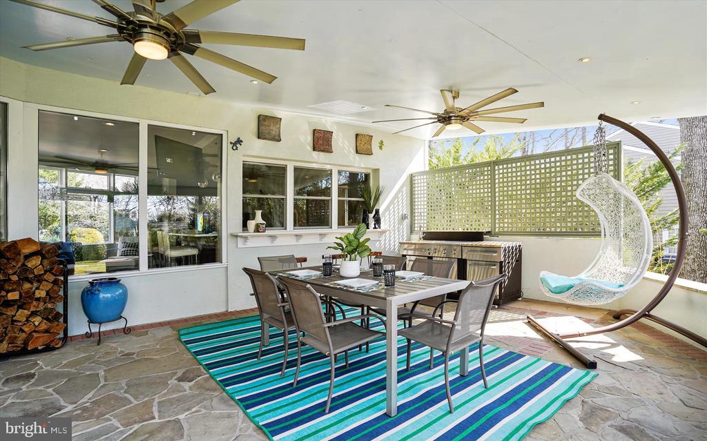 1212 SHENANDOAH ROAD