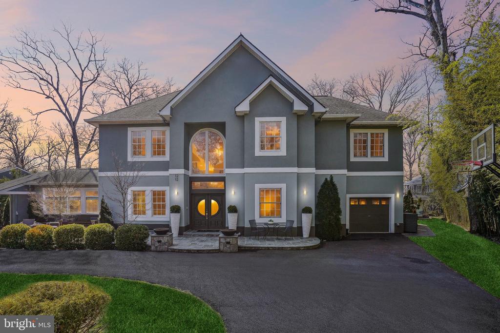 1212 SHENANDOAH ROAD