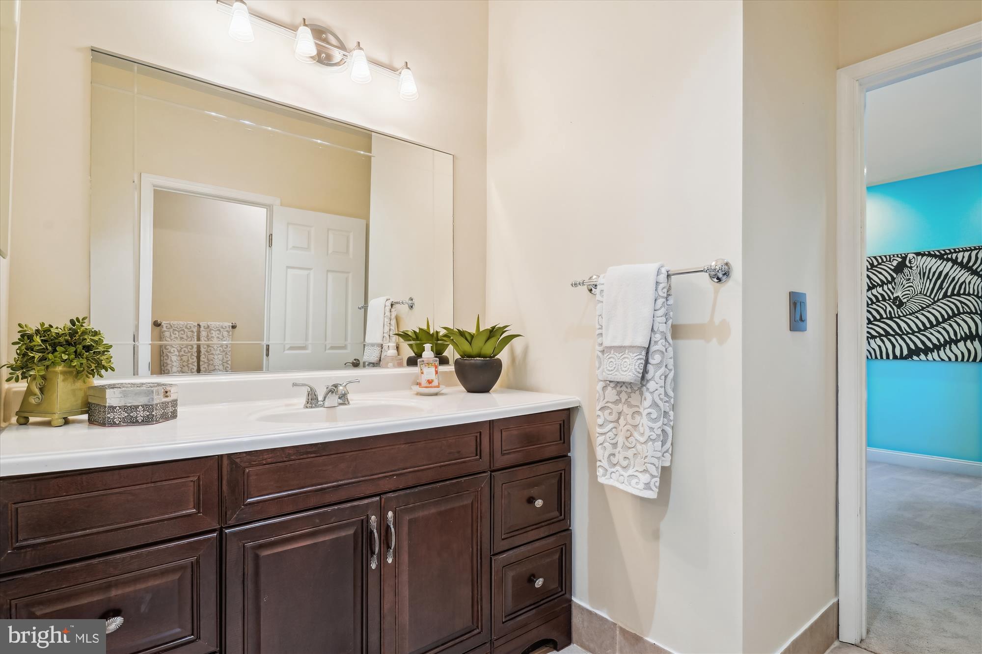 1212 SHENANDOAH ROAD