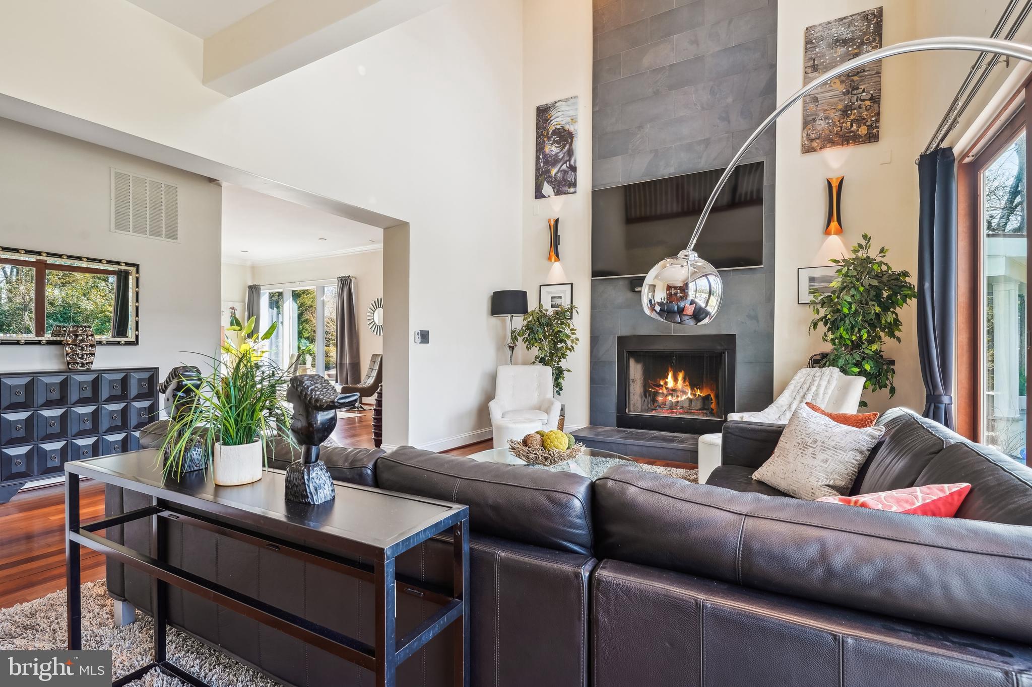 1212 SHENANDOAH ROAD