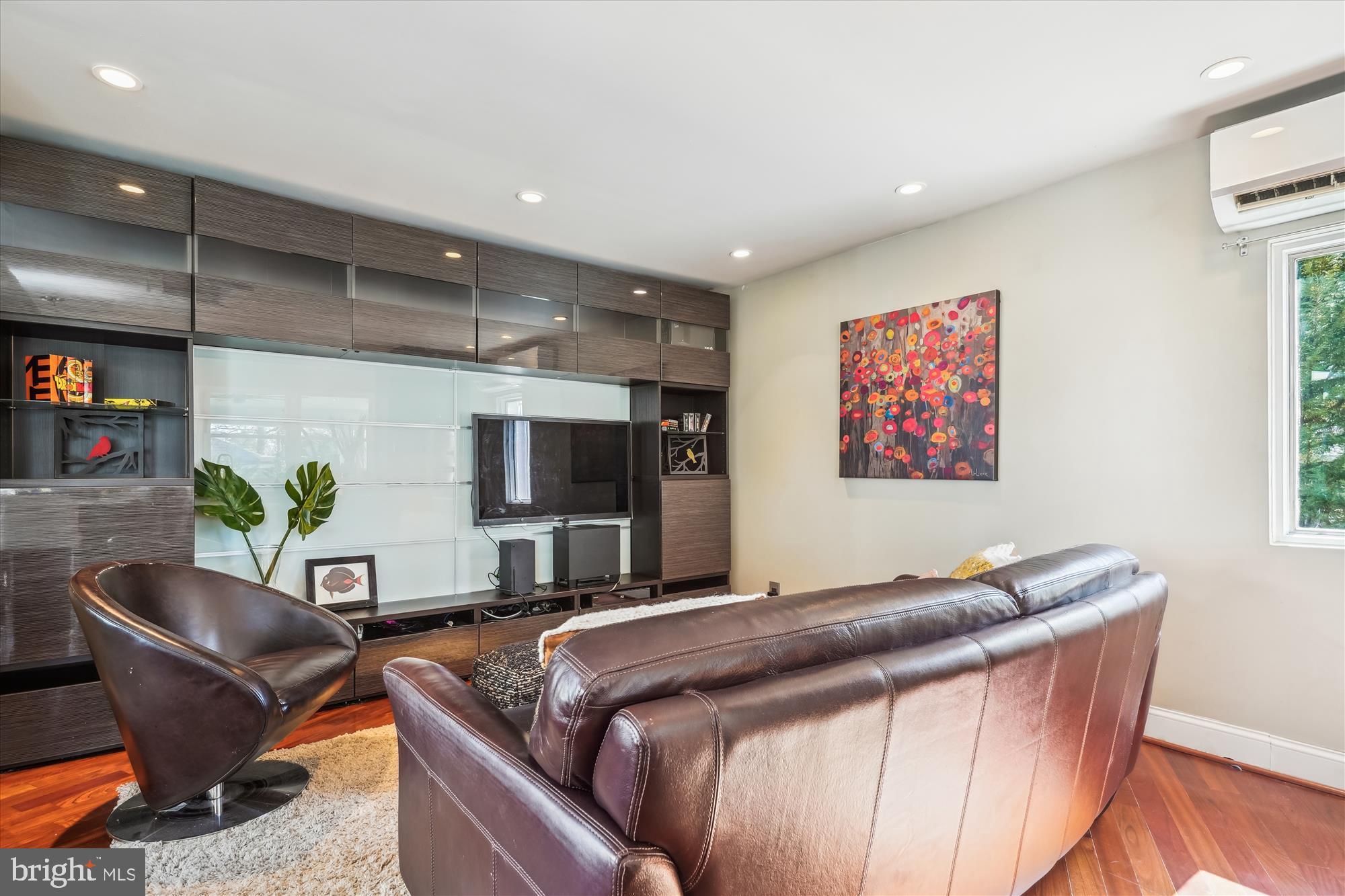 1212 SHENANDOAH ROAD