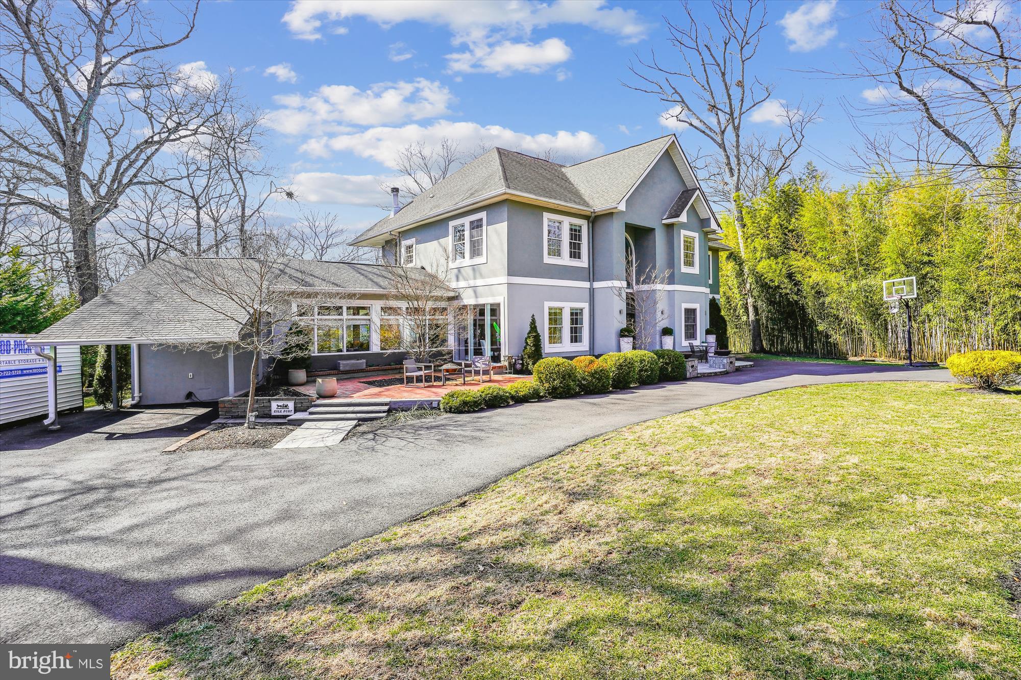 1212 SHENANDOAH ROAD