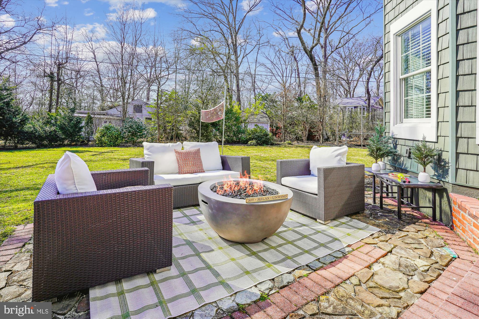 1212 SHENANDOAH ROAD