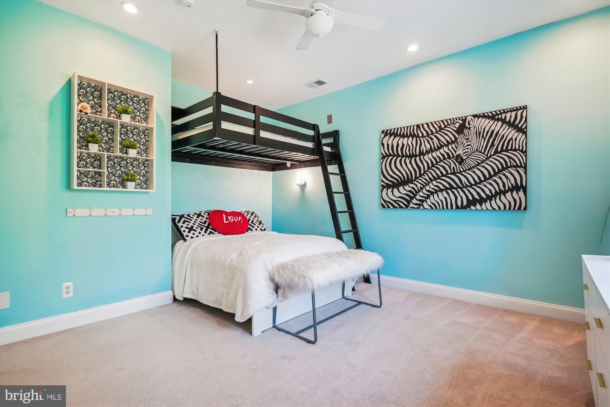 1212 SHENANDOAH ROAD