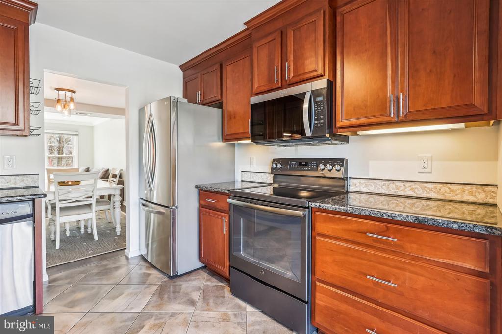 4323 GYPSY COURT
