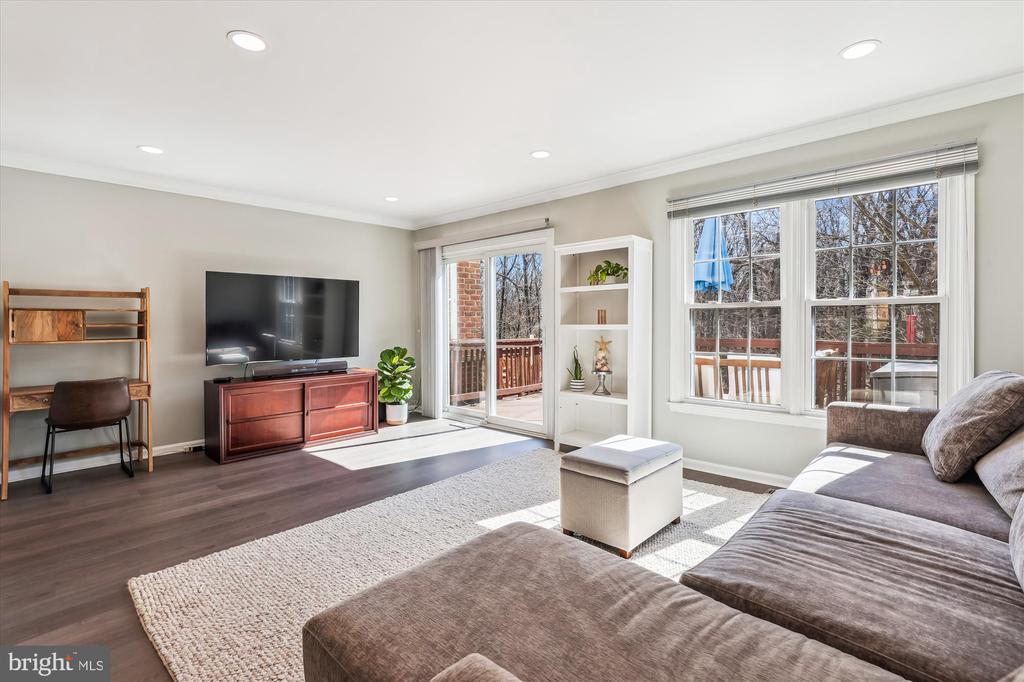 4323 GYPSY COURT
