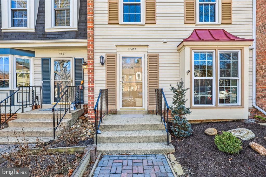 4323 GYPSY COURT