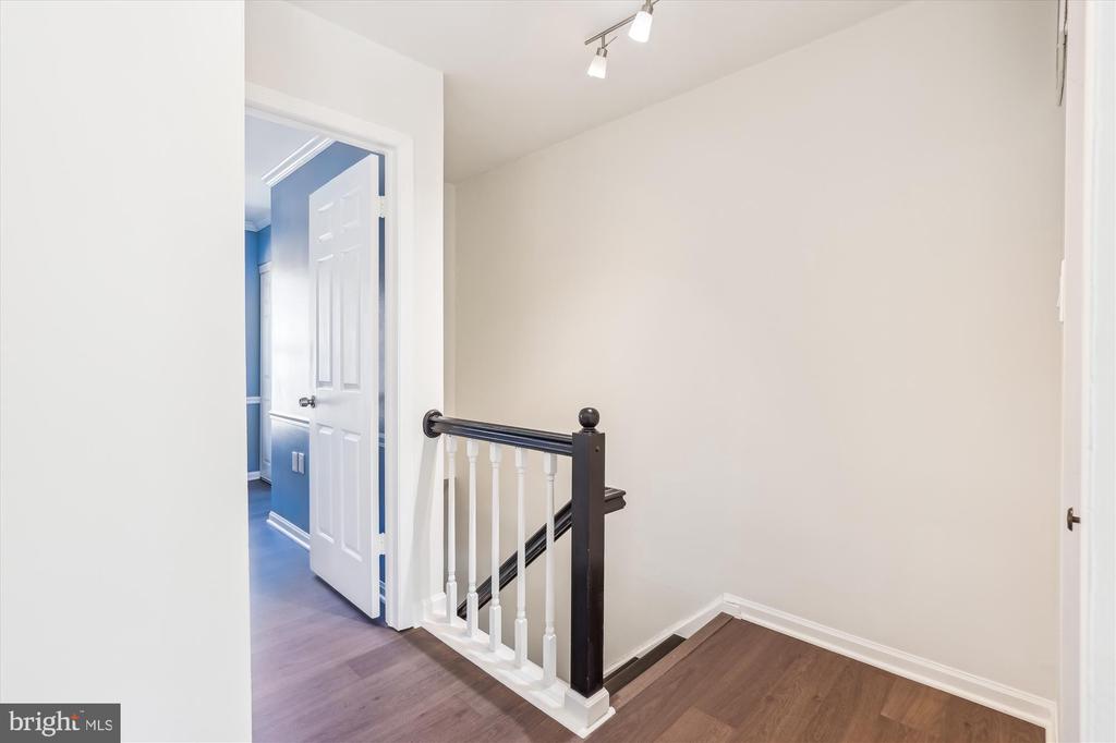 4323 GYPSY COURT