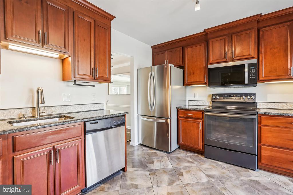 4323 GYPSY COURT